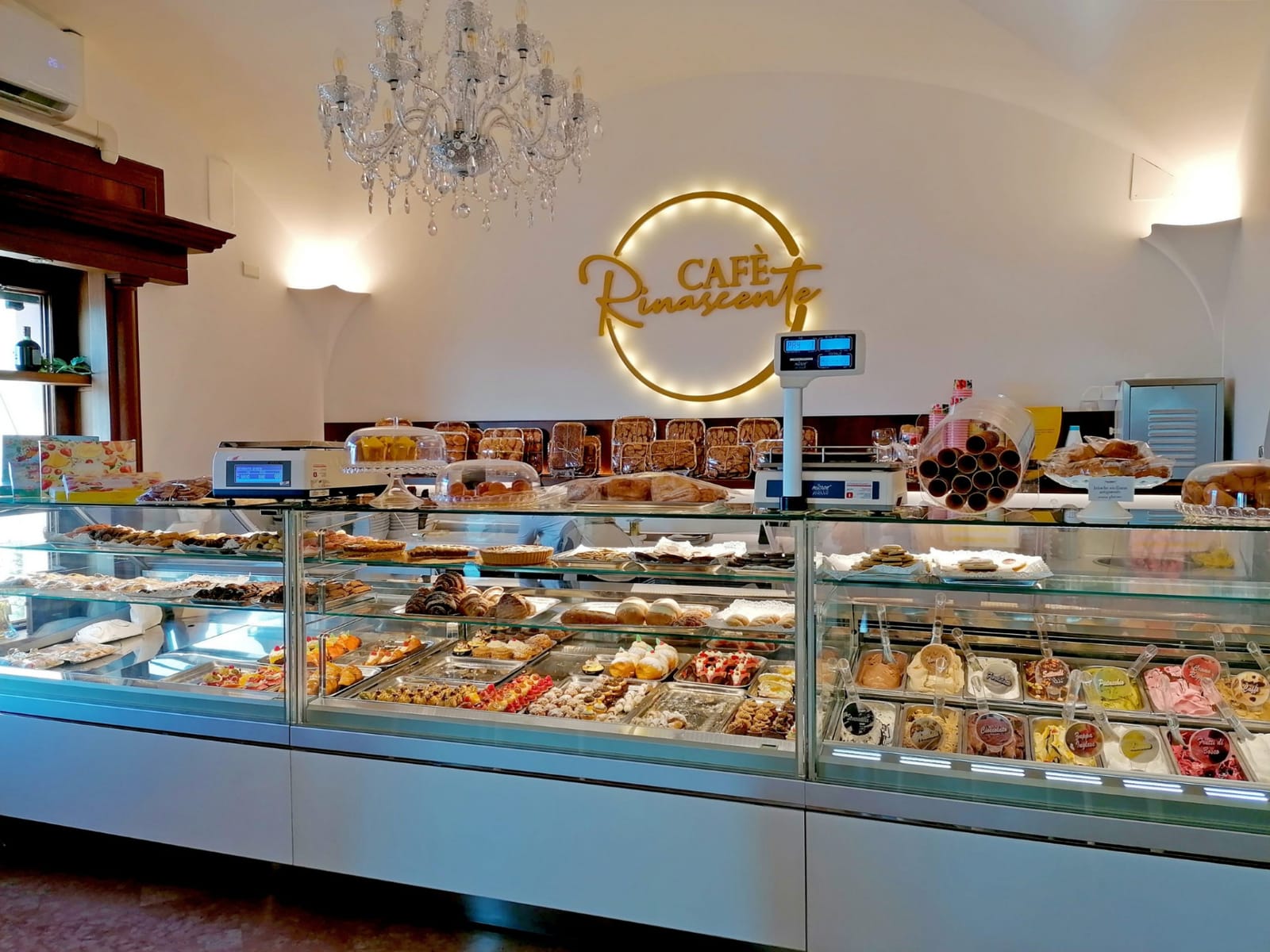 Cafè Rinascente Pasticceria photo 6