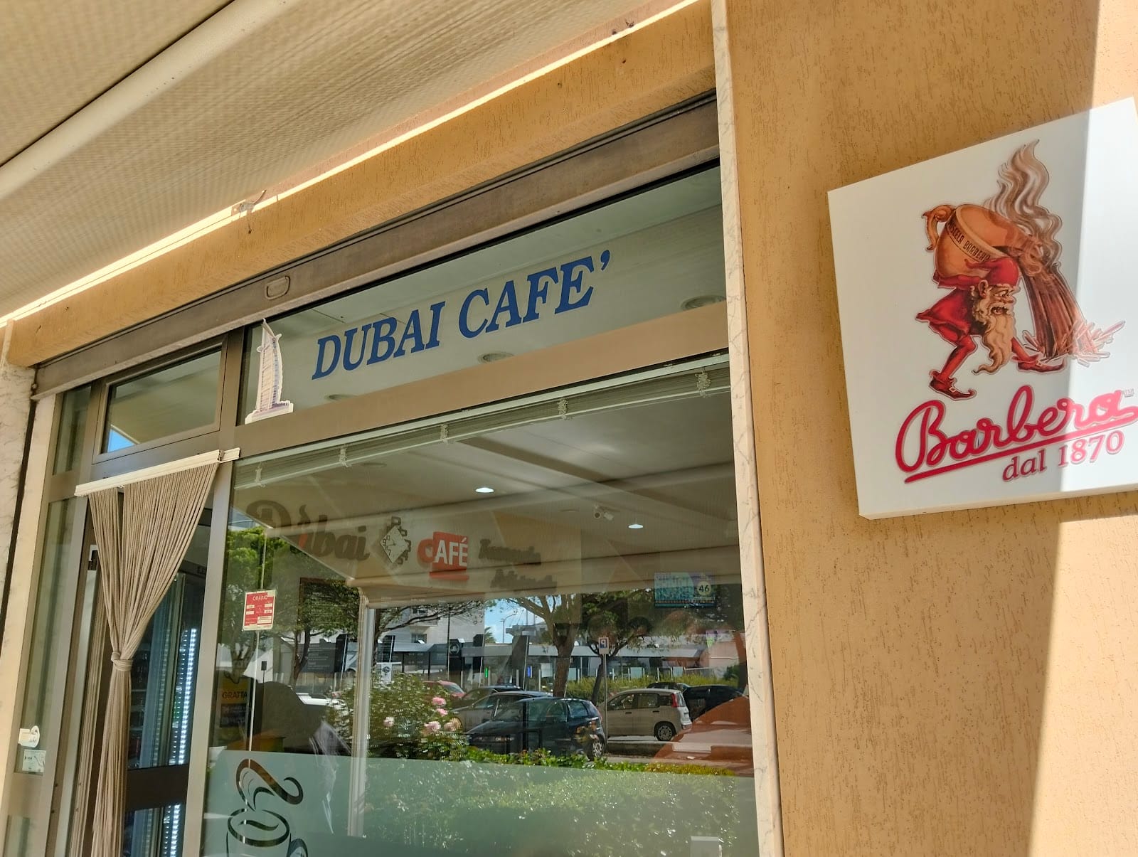 Dubai Cafe'