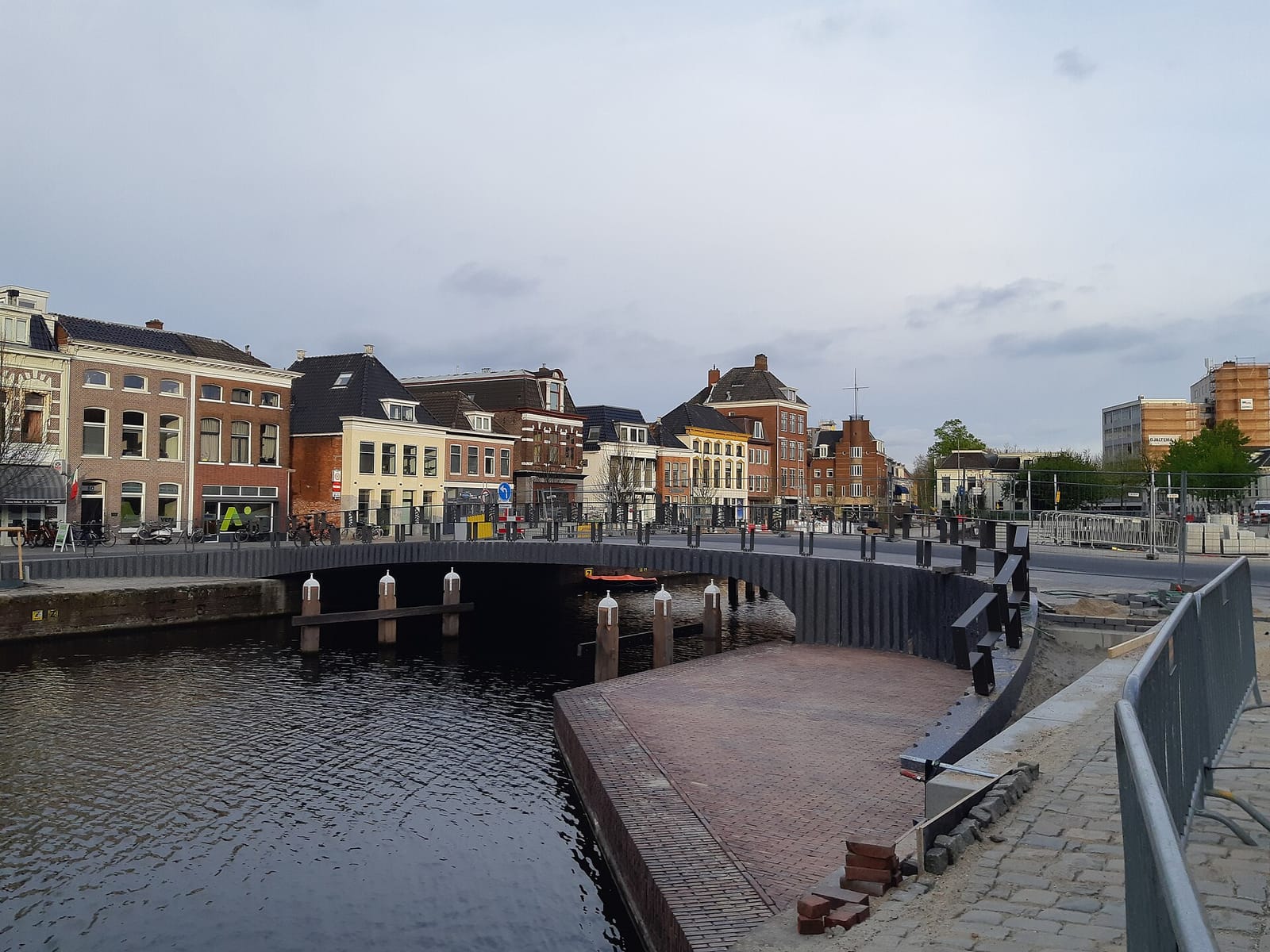 De Schavuit Coffeeshop photo 2
