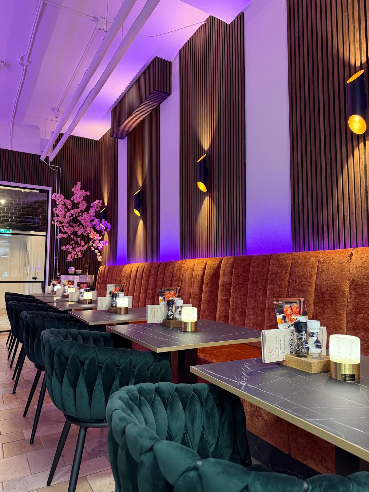 George lunchroom Heerlen George • Brunch & Coffee
