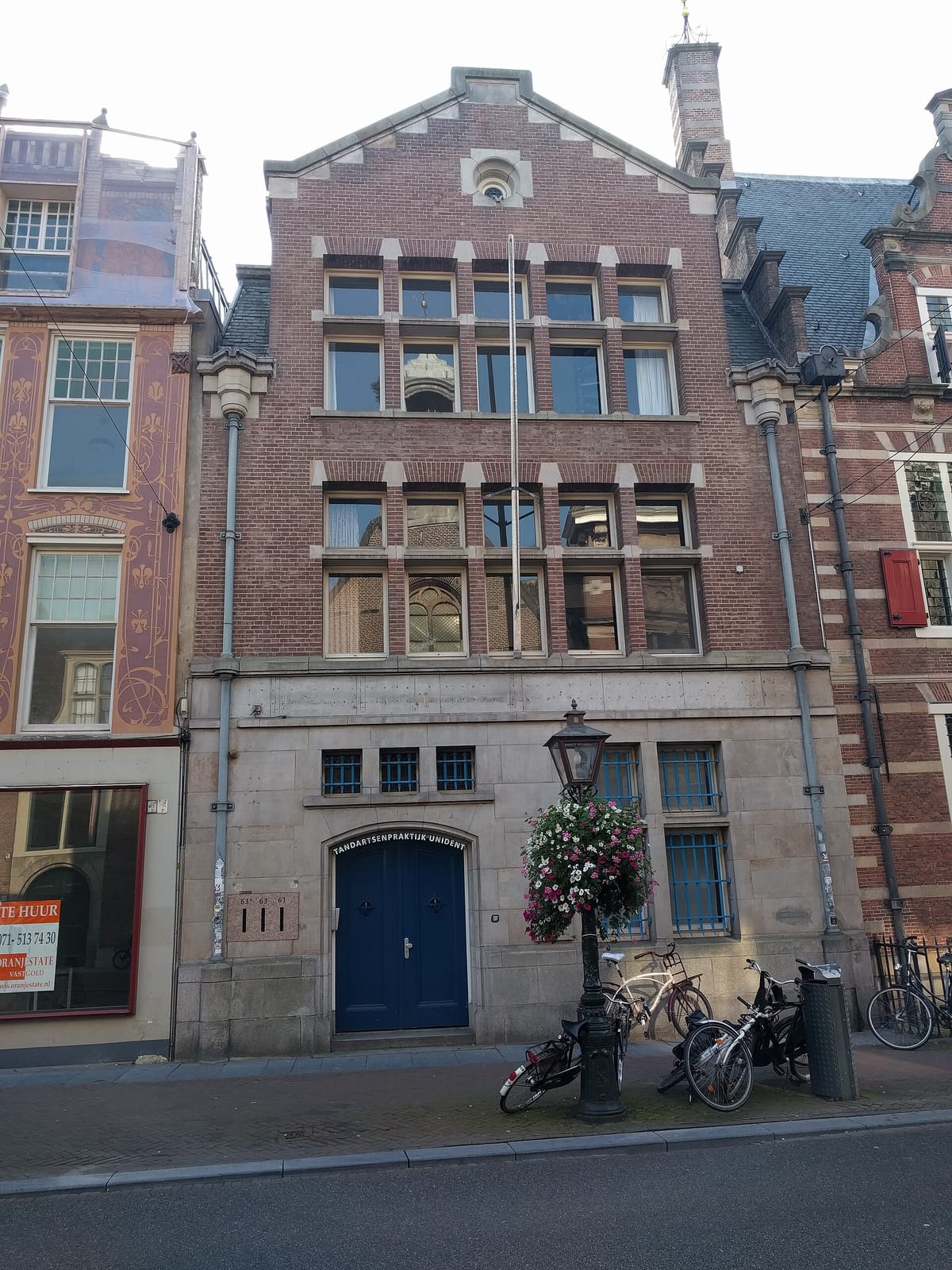 Barista Cafe Leiden photo 4