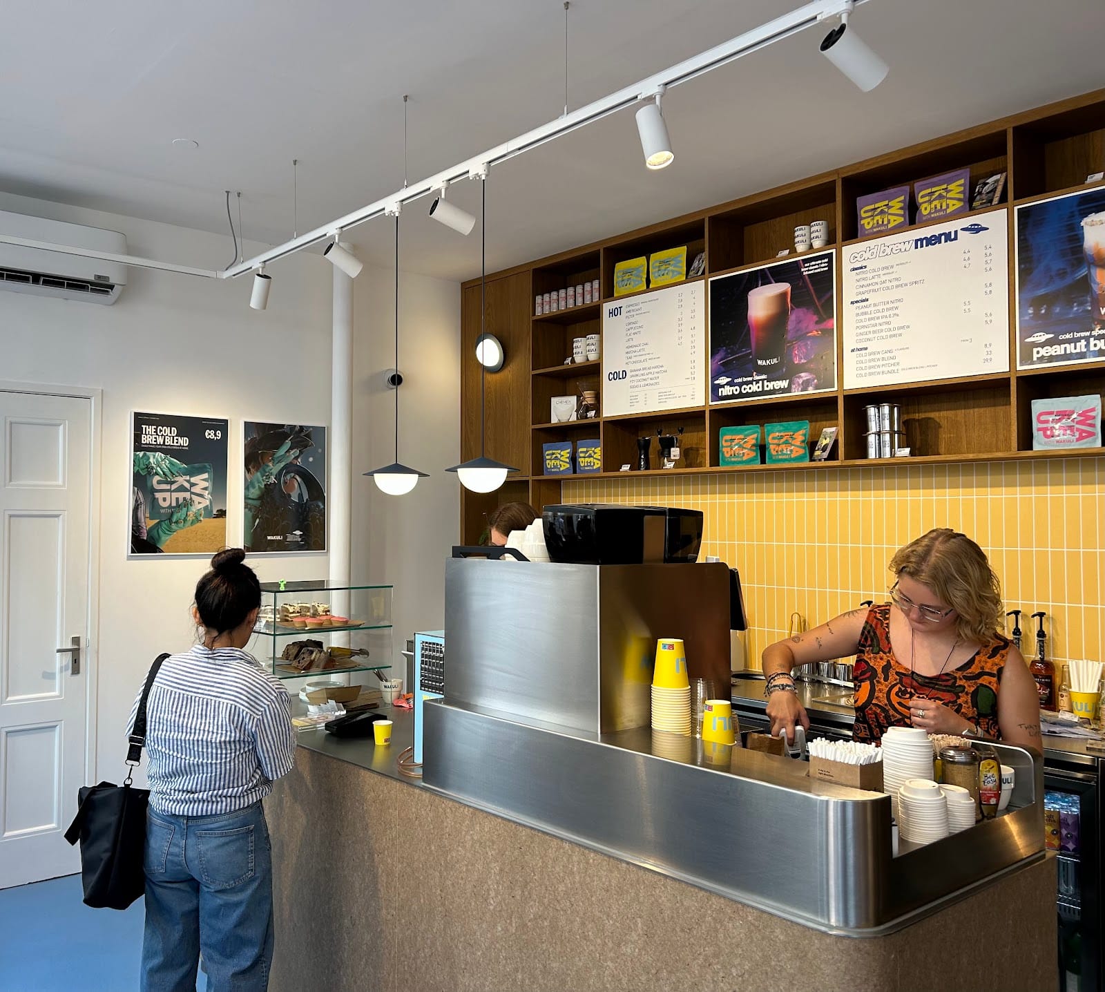 Wakuli Coffee