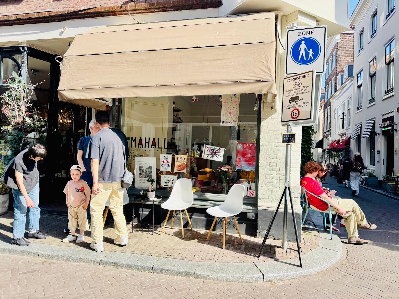 Mahalle Cafe