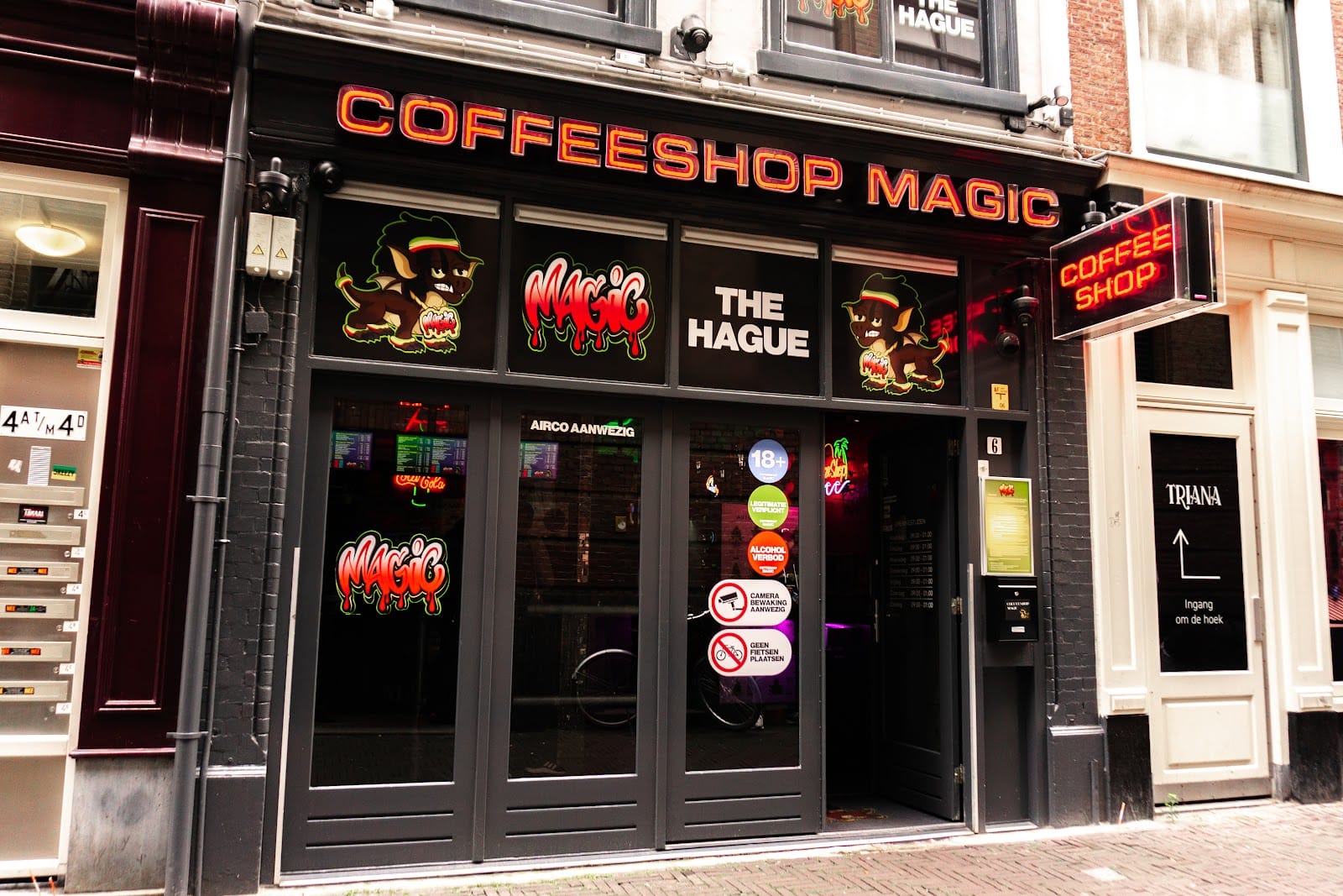 Coffeeshop Magic The Hague
