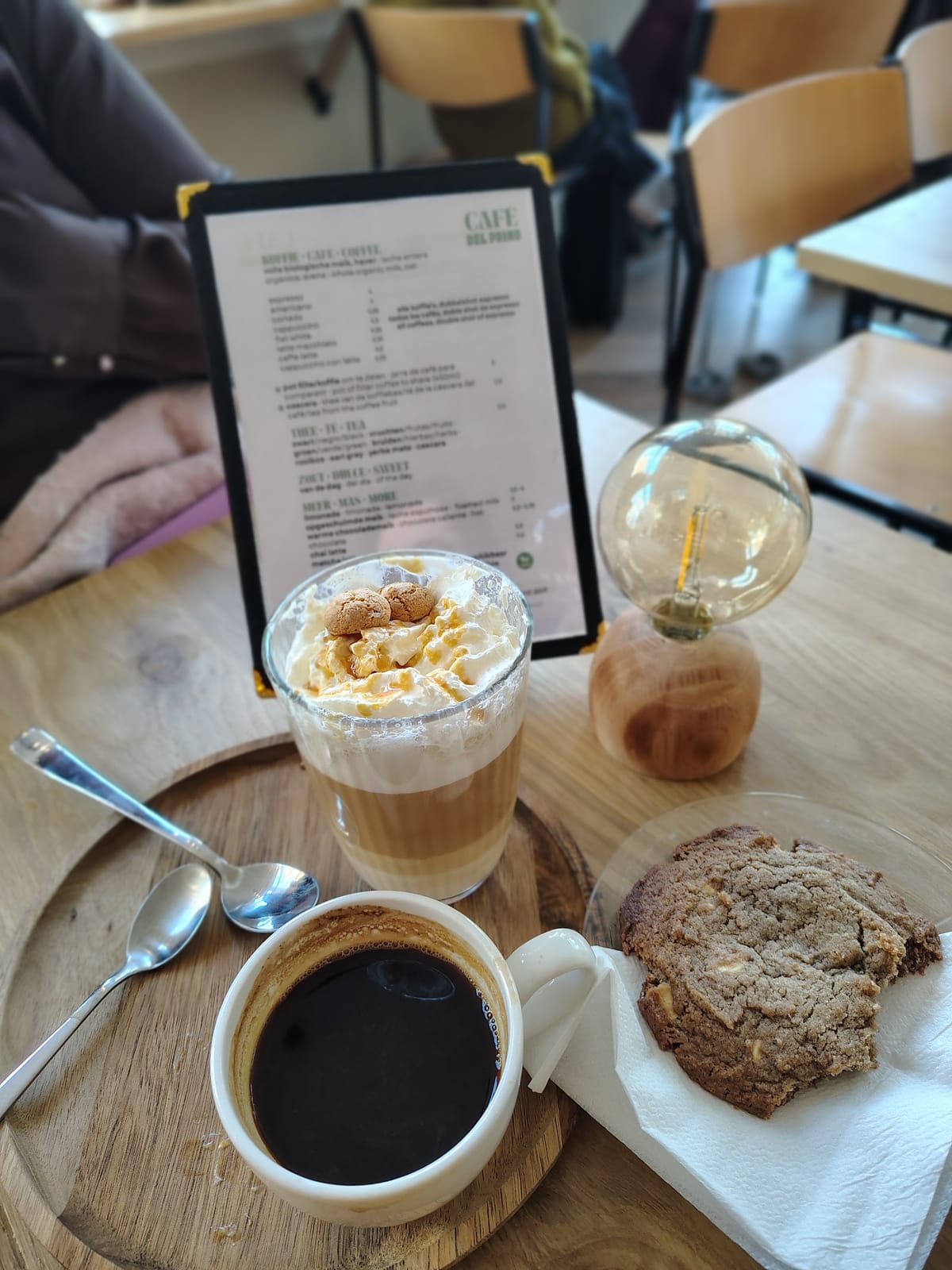 Café del Primo, Specialty Coffee & Latijns-Amerikaanse gebakjes Zwolle