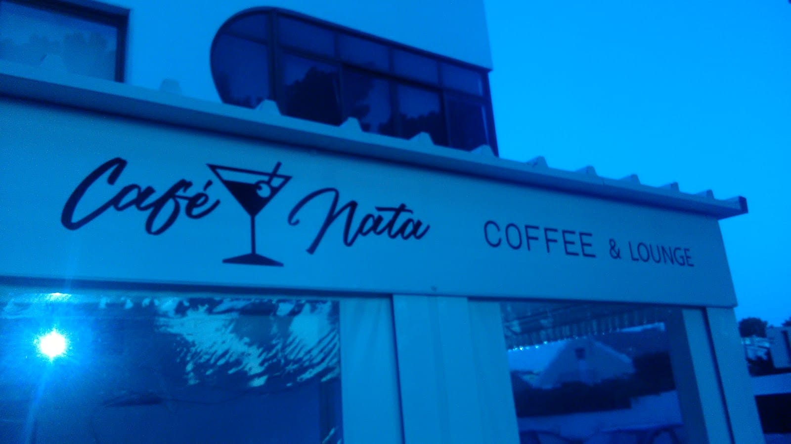 Café Nata. coffee & lounge