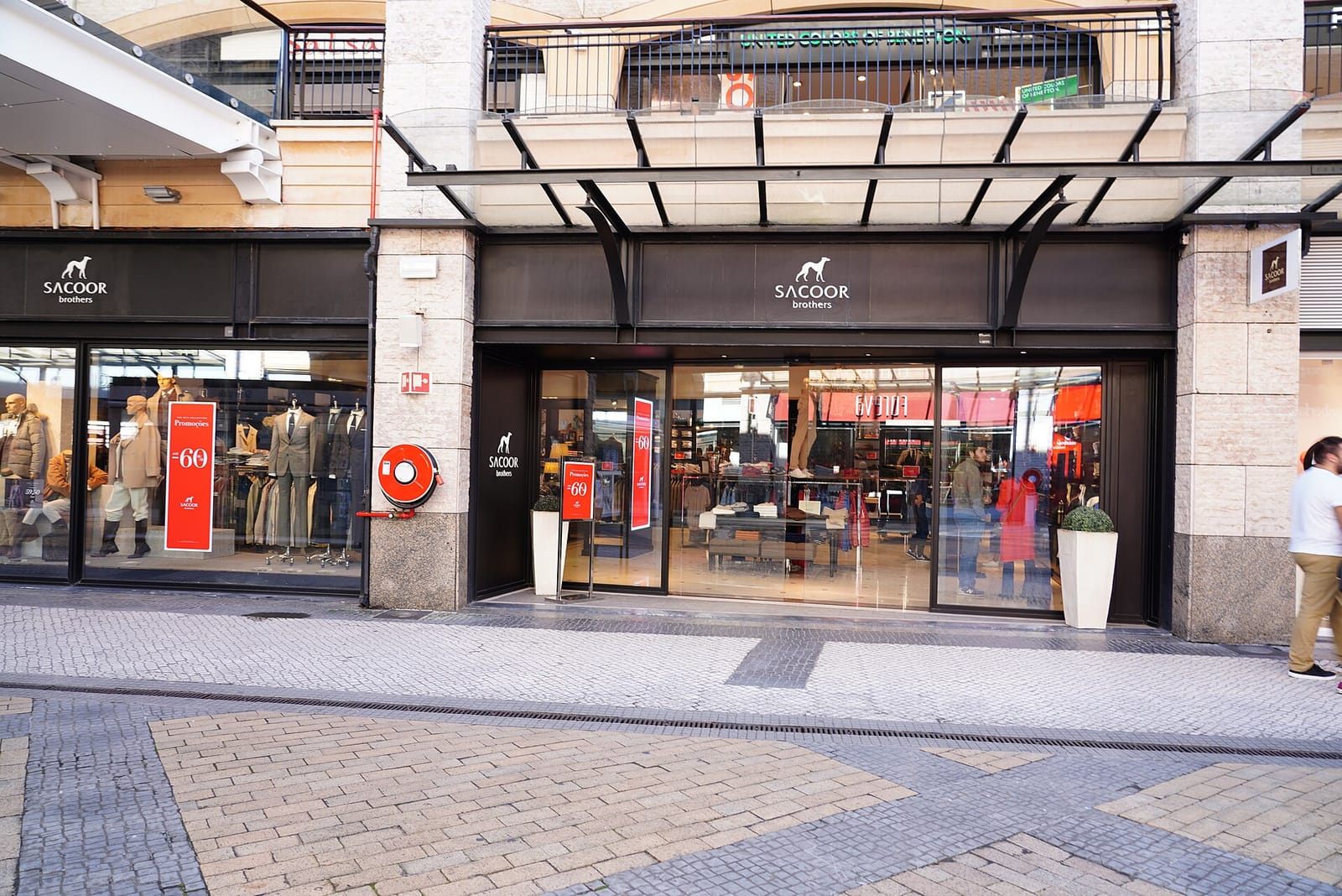Boutique Nespresso no Aveiro Fórum photo 4