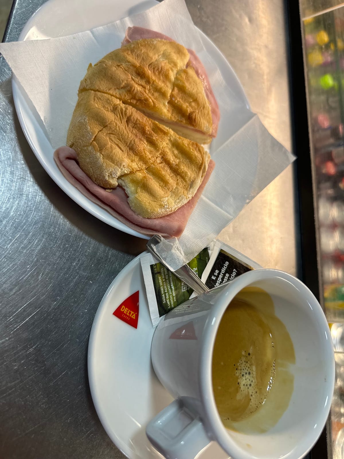 Deburgocafesnackbar