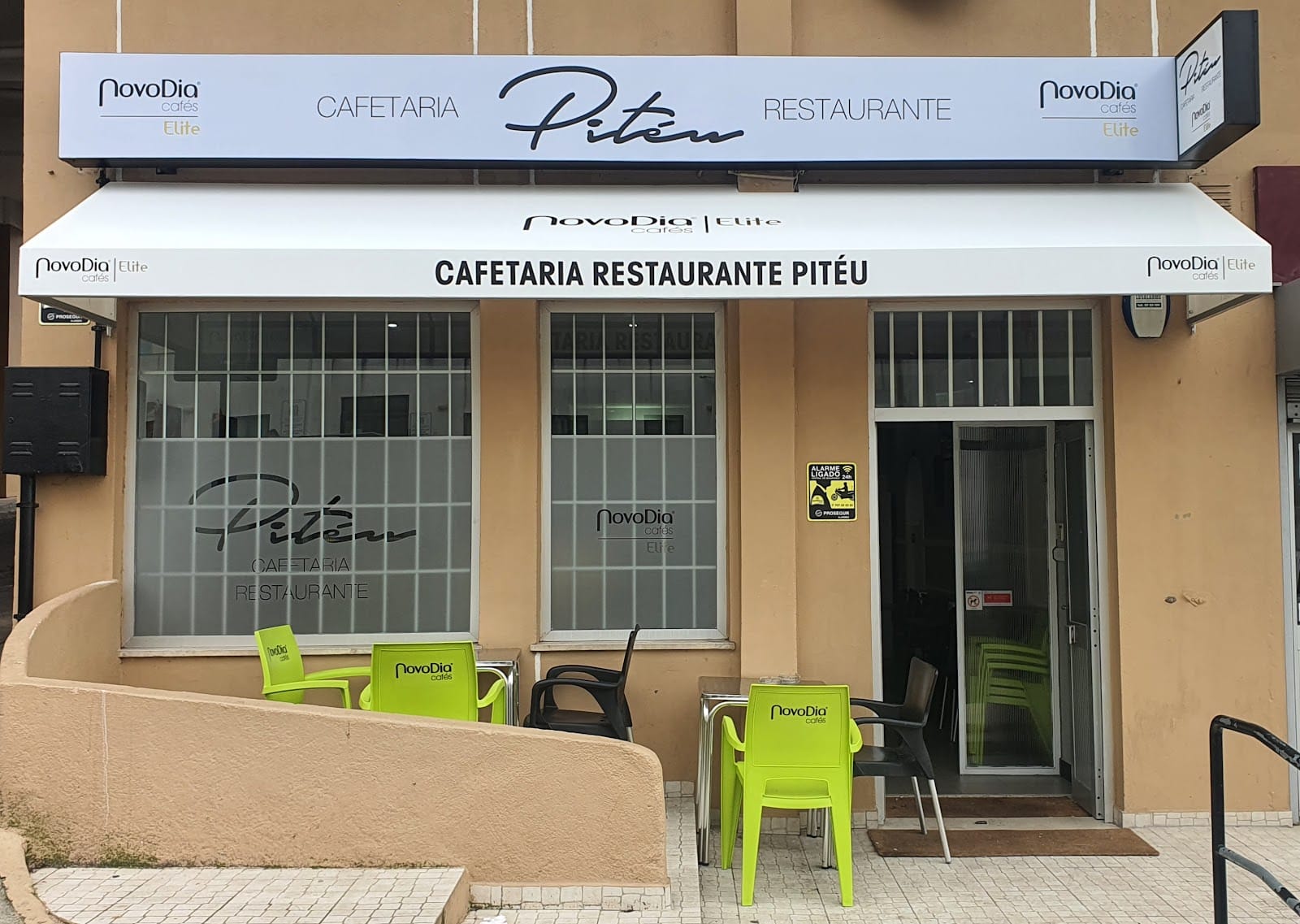 Pitéu -Restaurante Cafetaria