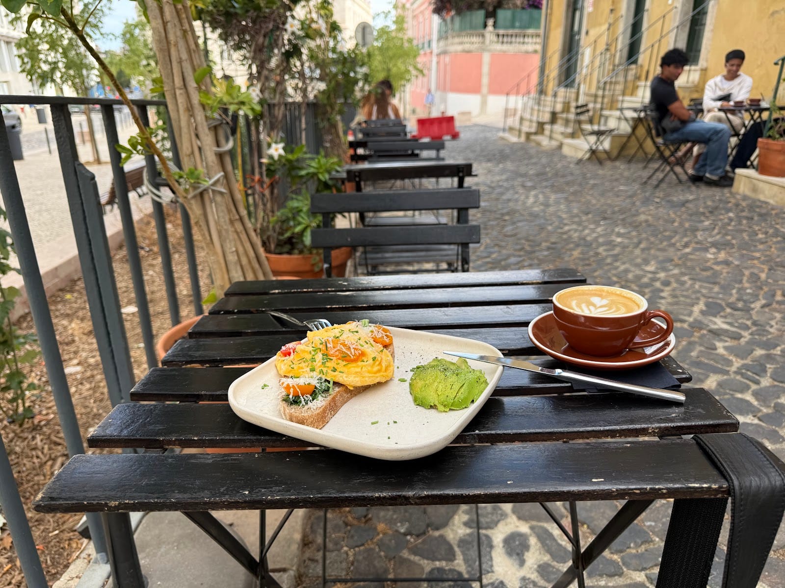Drop. Specialty Coffee & Brunch