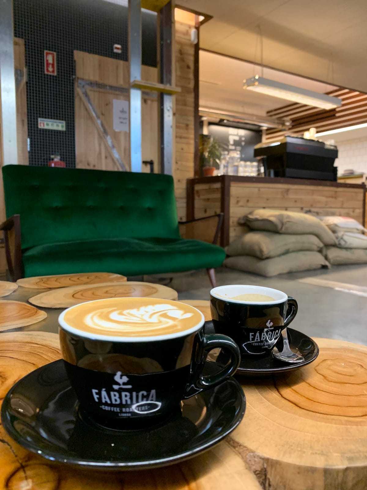 Fábrica Specialty Coffee & Roastery - Chiado