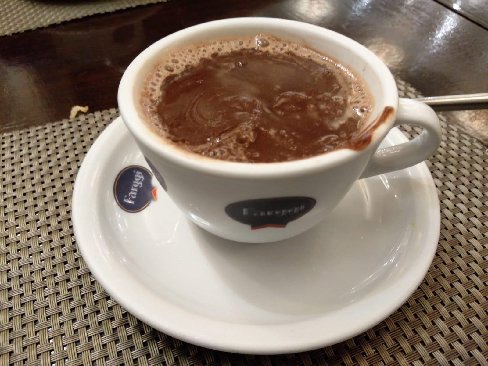 Holy Moly - Ice Cream & Coffee Shop