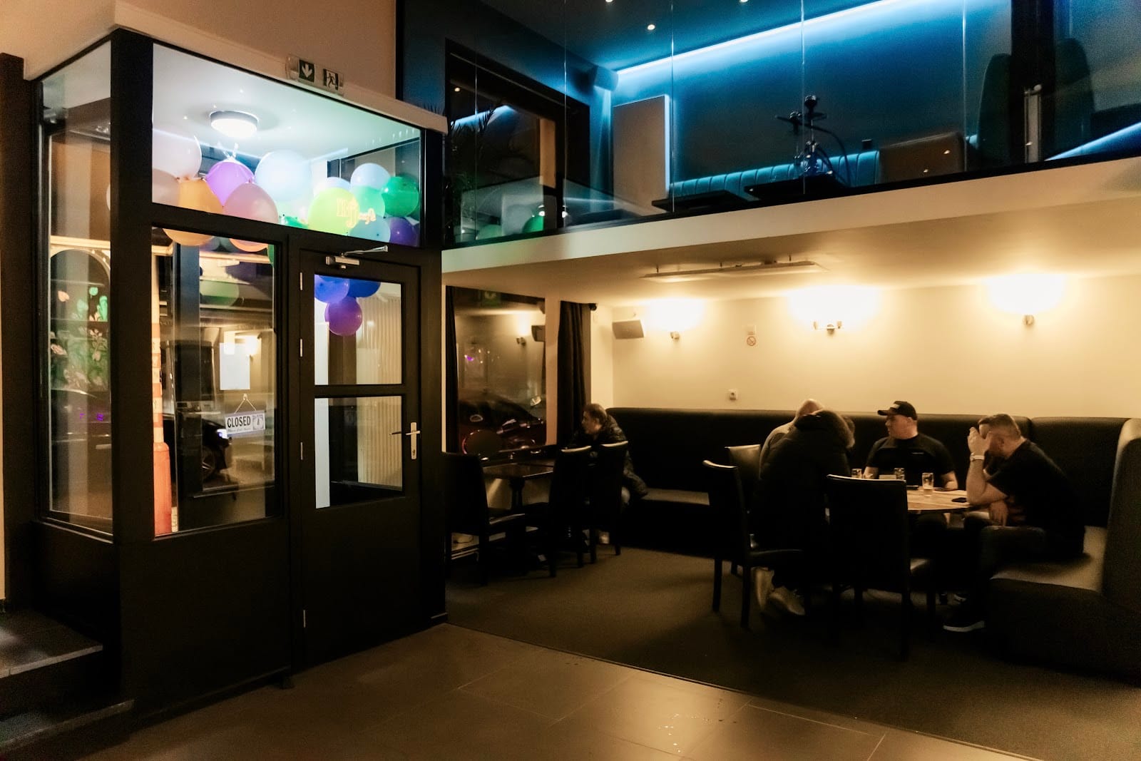 Bj Café Lounge