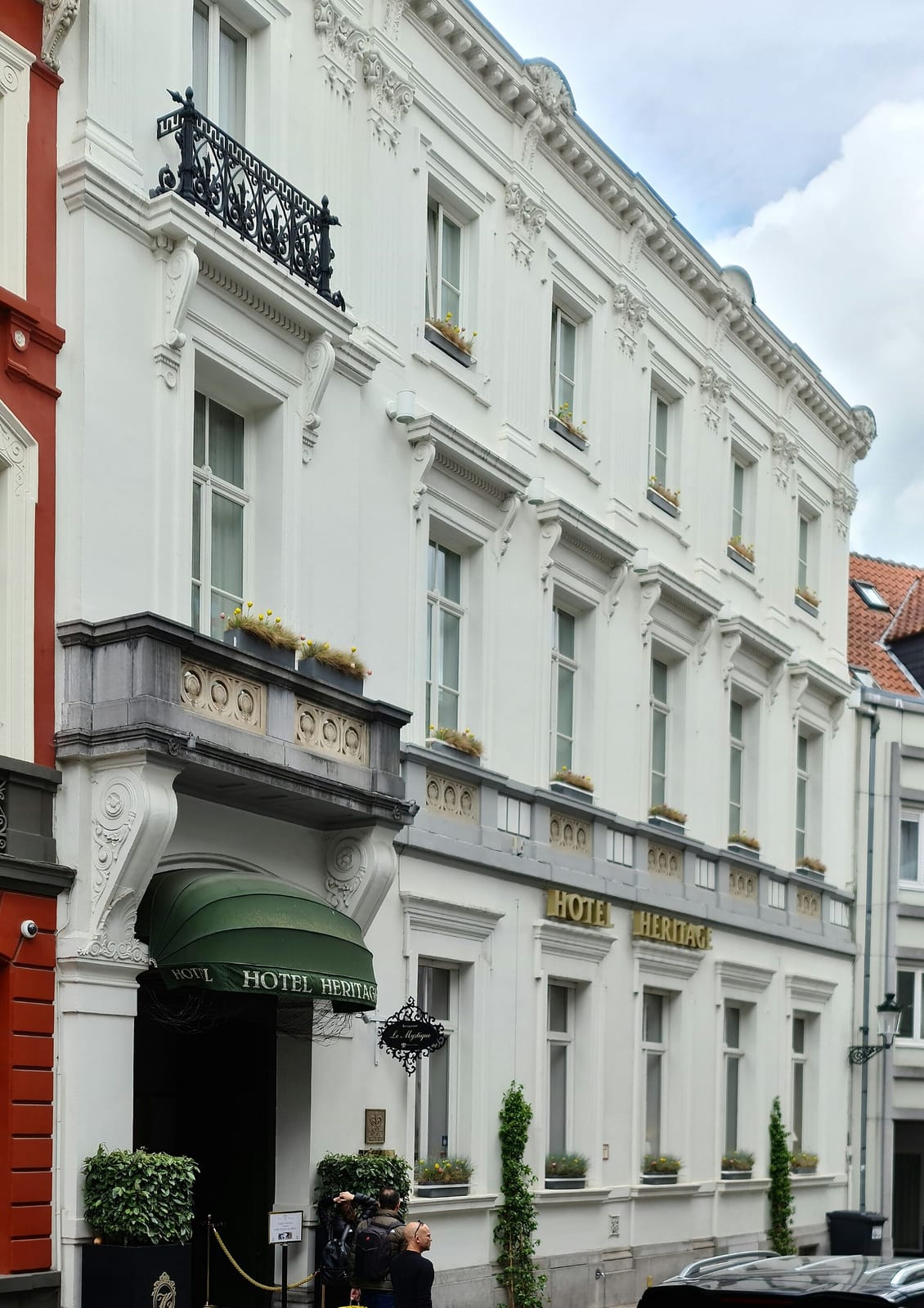 AVI '38 Specialty Coffeebar Bruges photo 2