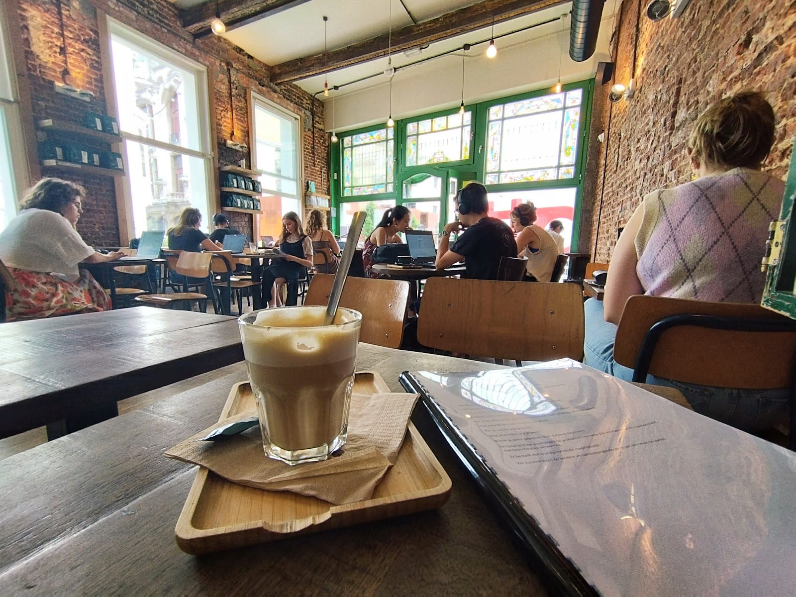 Ana Attento Backstay - Specialty coffee & tea
