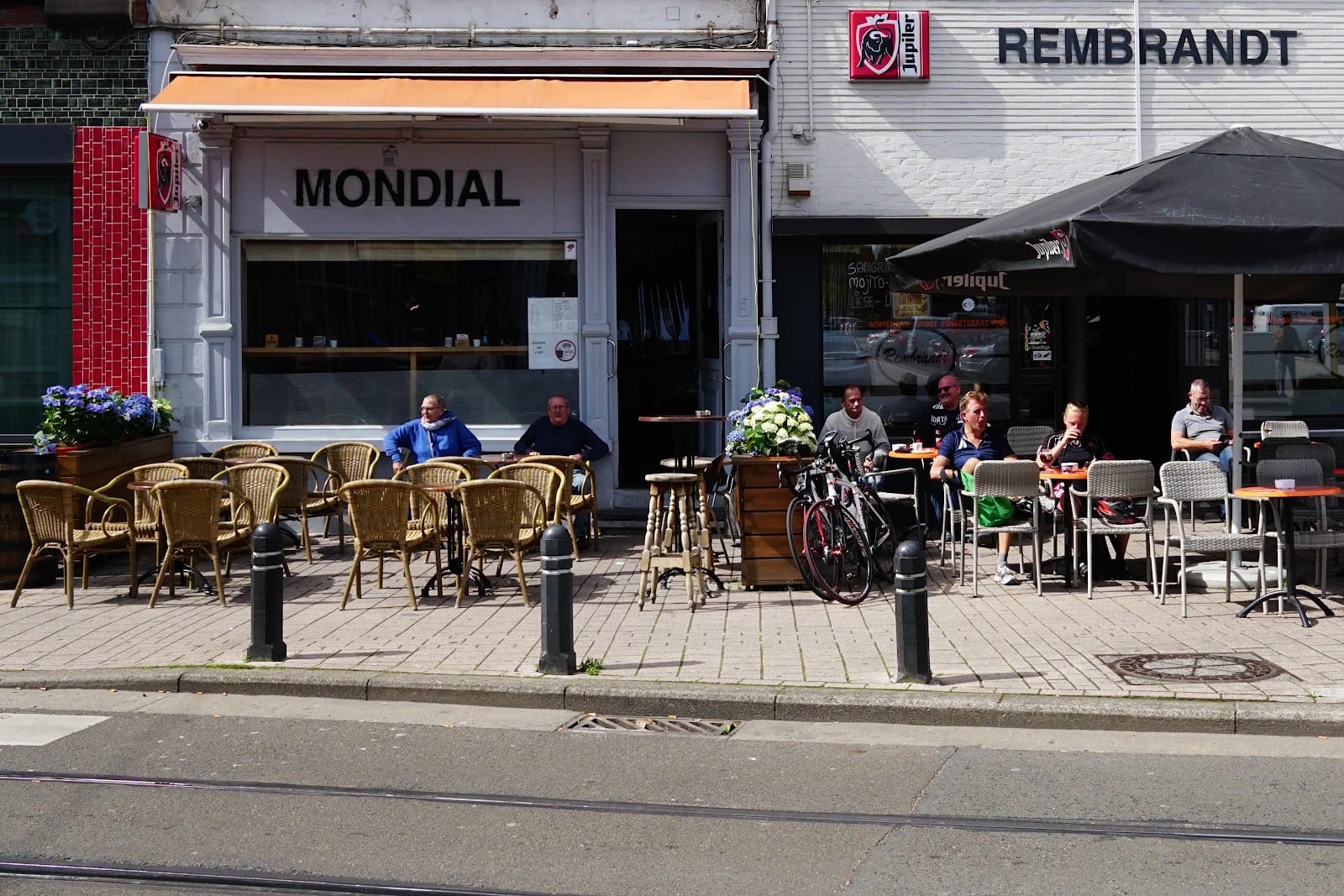 Cafe Mondial