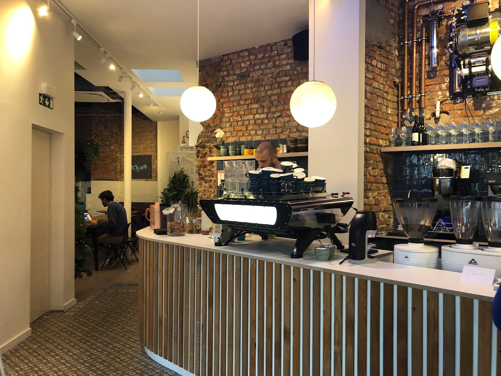 Madmum Coffee Roasters & Bar Tiensestraat
