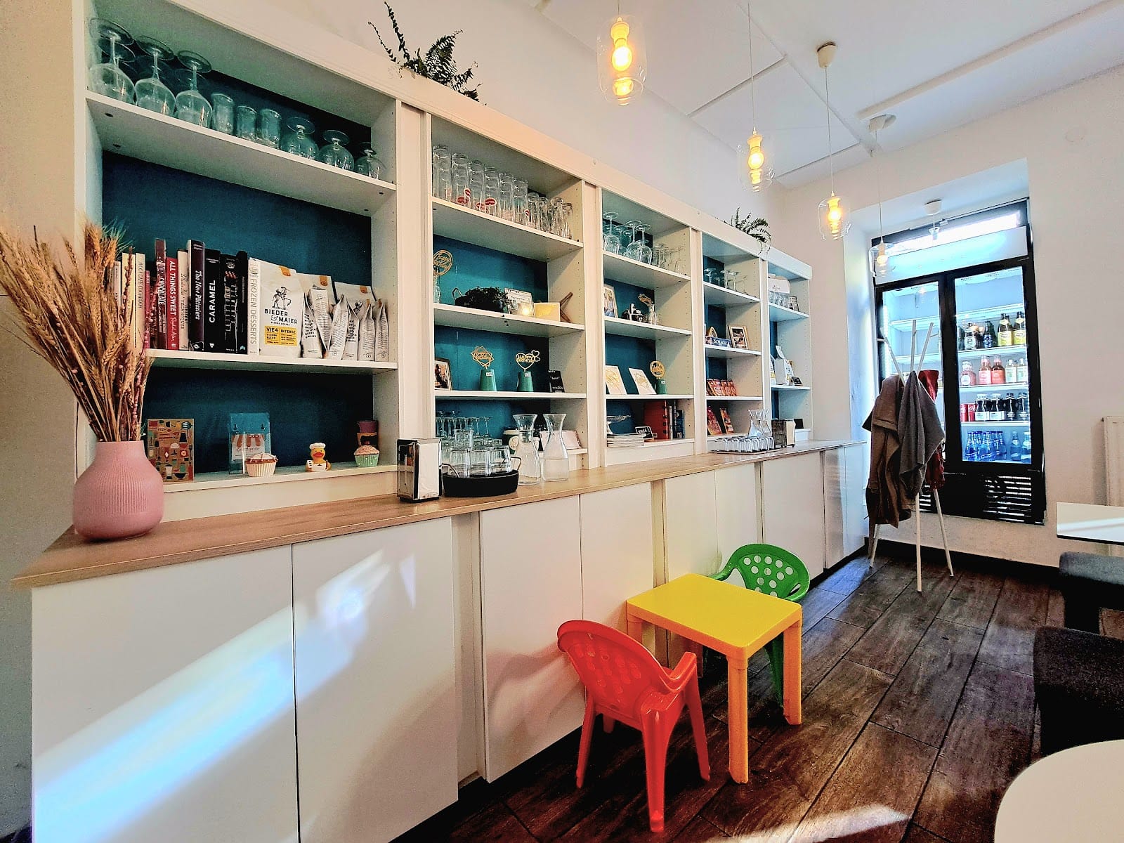 Four Beans Café 1020 - Speciality Coffee