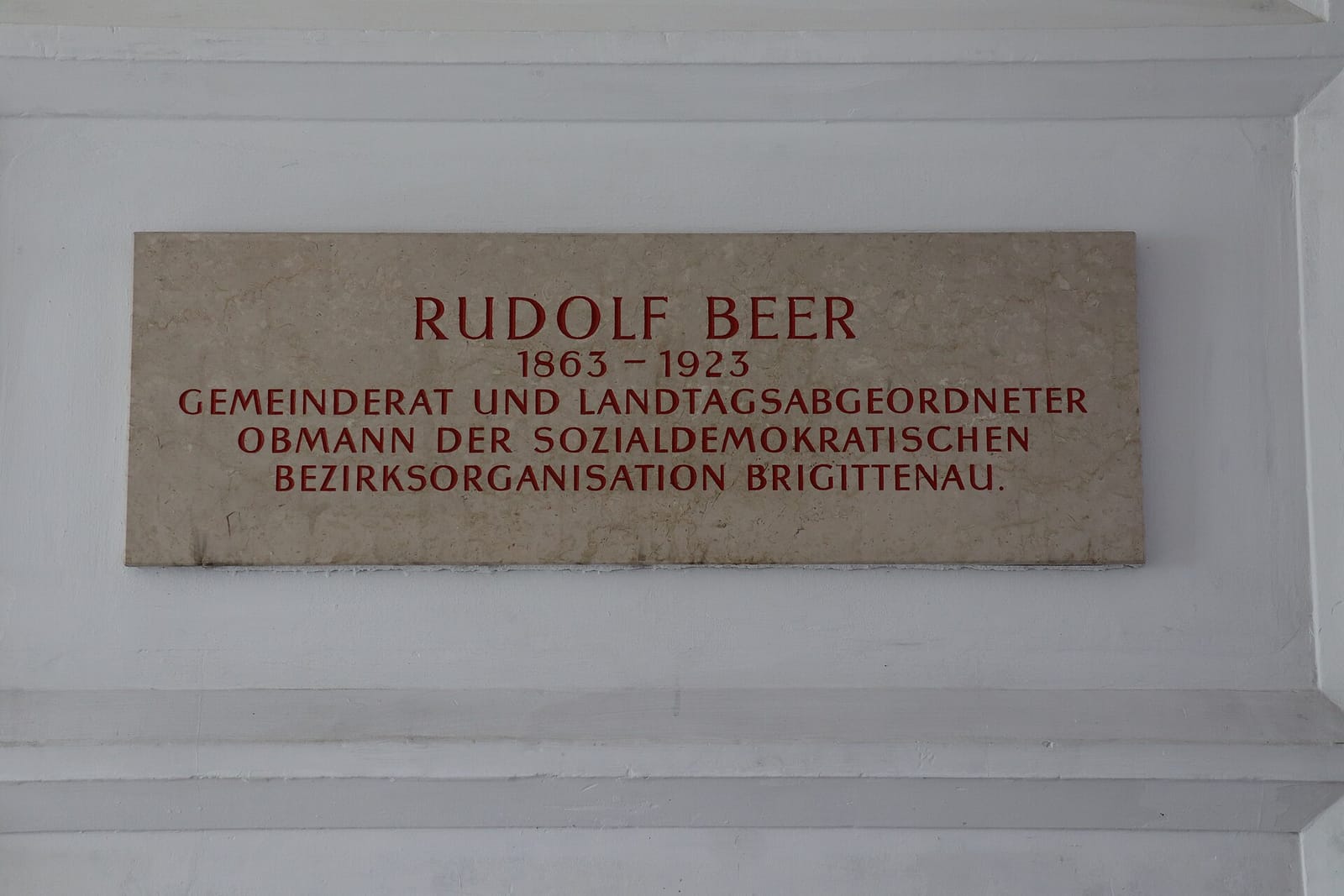 MELLYS CAFFE photo 2