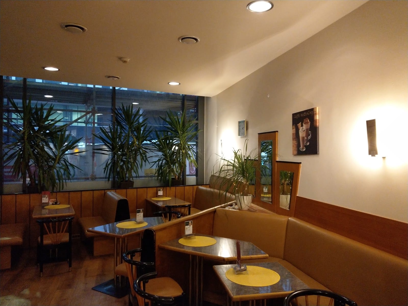 Cafe Bistro