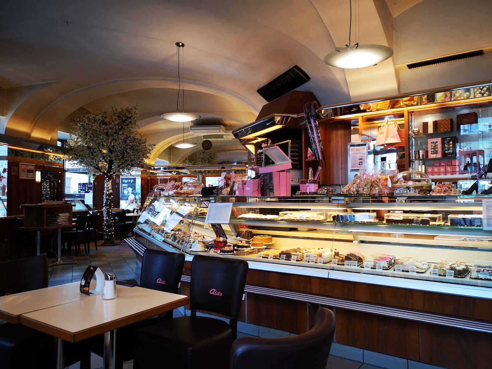 AIDA - Café-Konditorei
