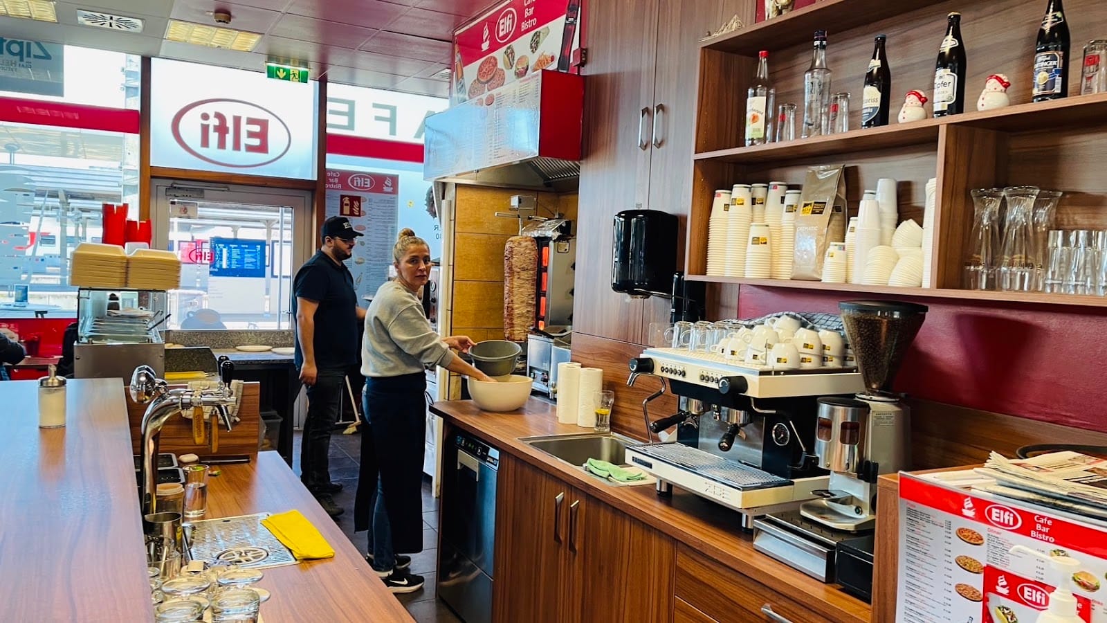 Elfi Cafe