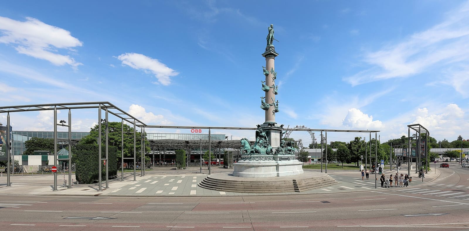 Heine’s photo 4