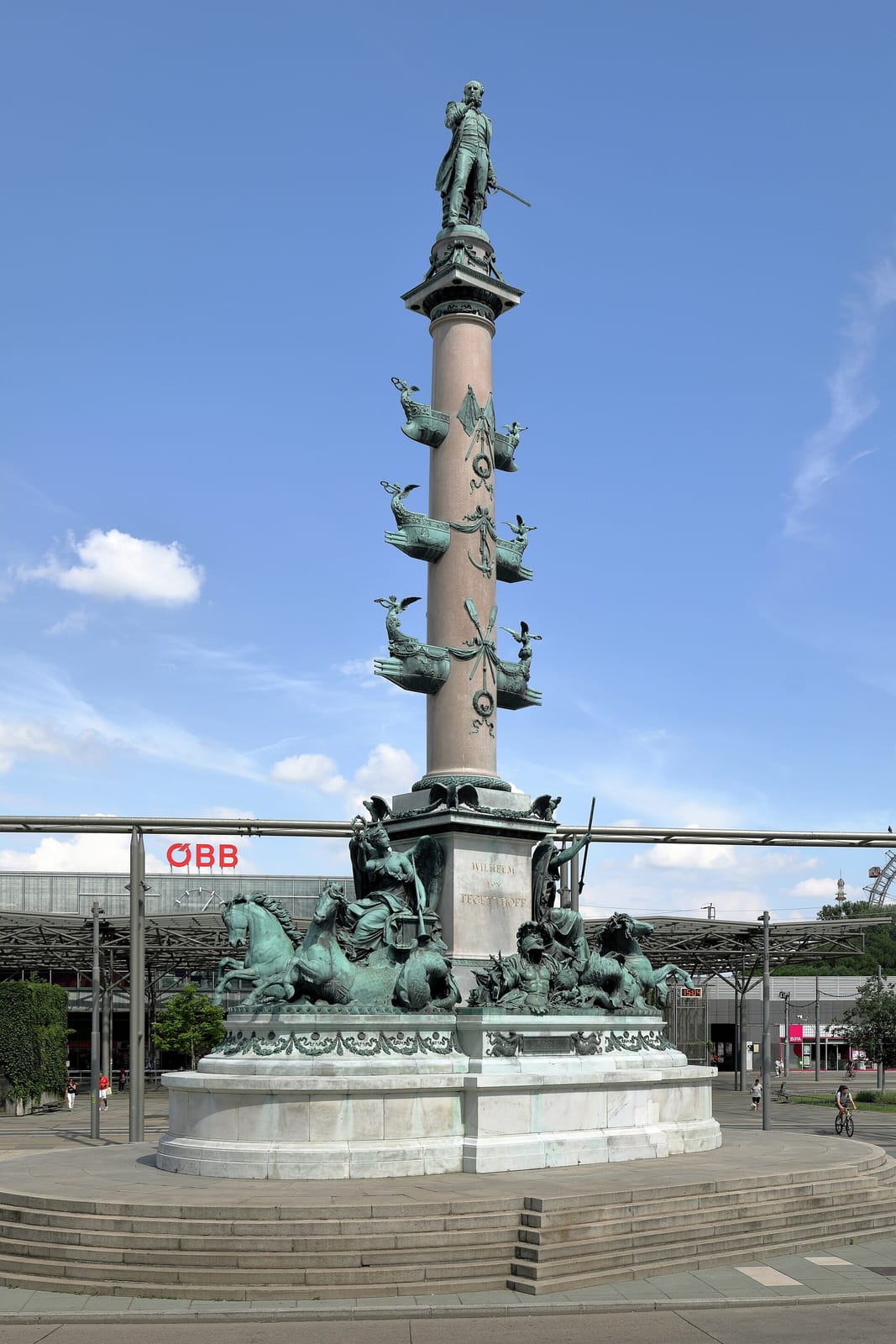 Heine’s photo 5