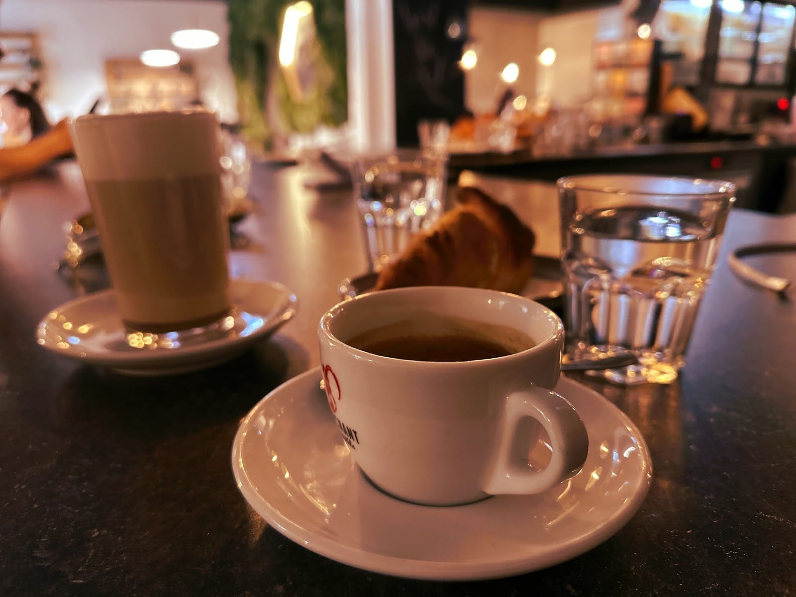 tiktak café