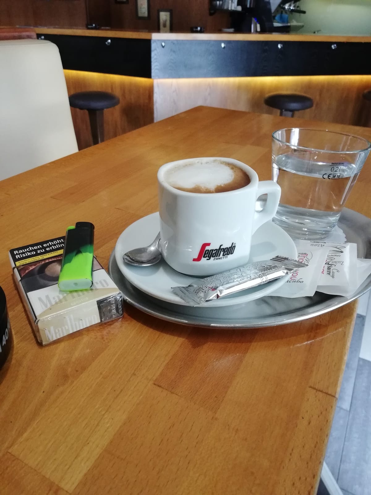 Cafe B 17