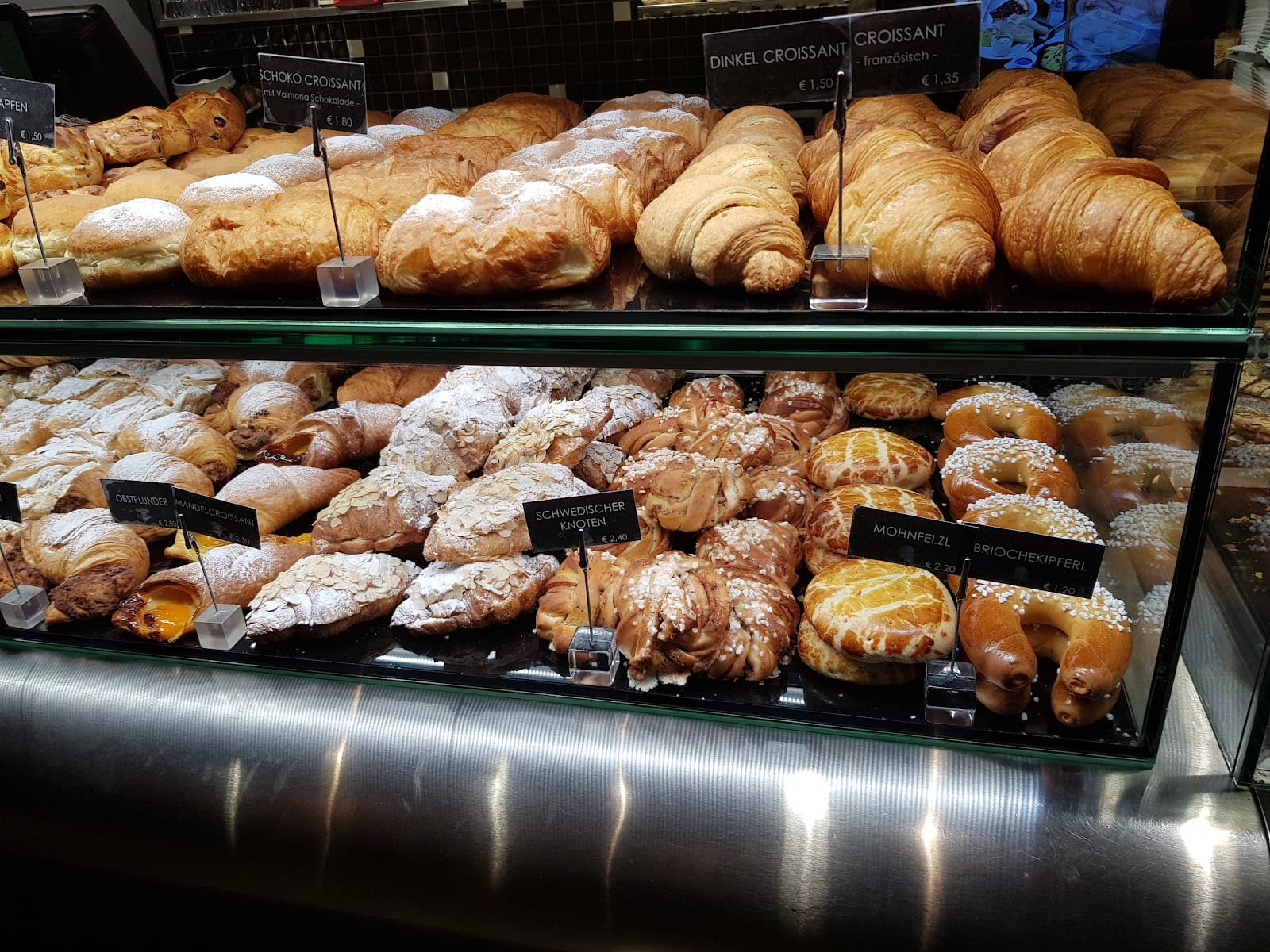 Bäckerei Felzl - Wir lieben Brot