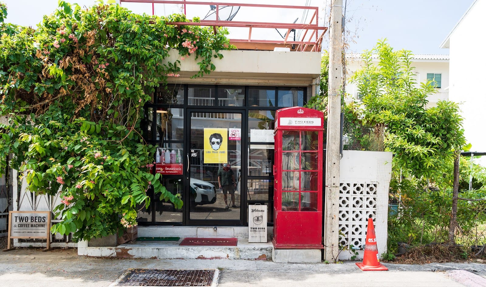 Two Beds & Coffee Machine (tbcm.huahin)