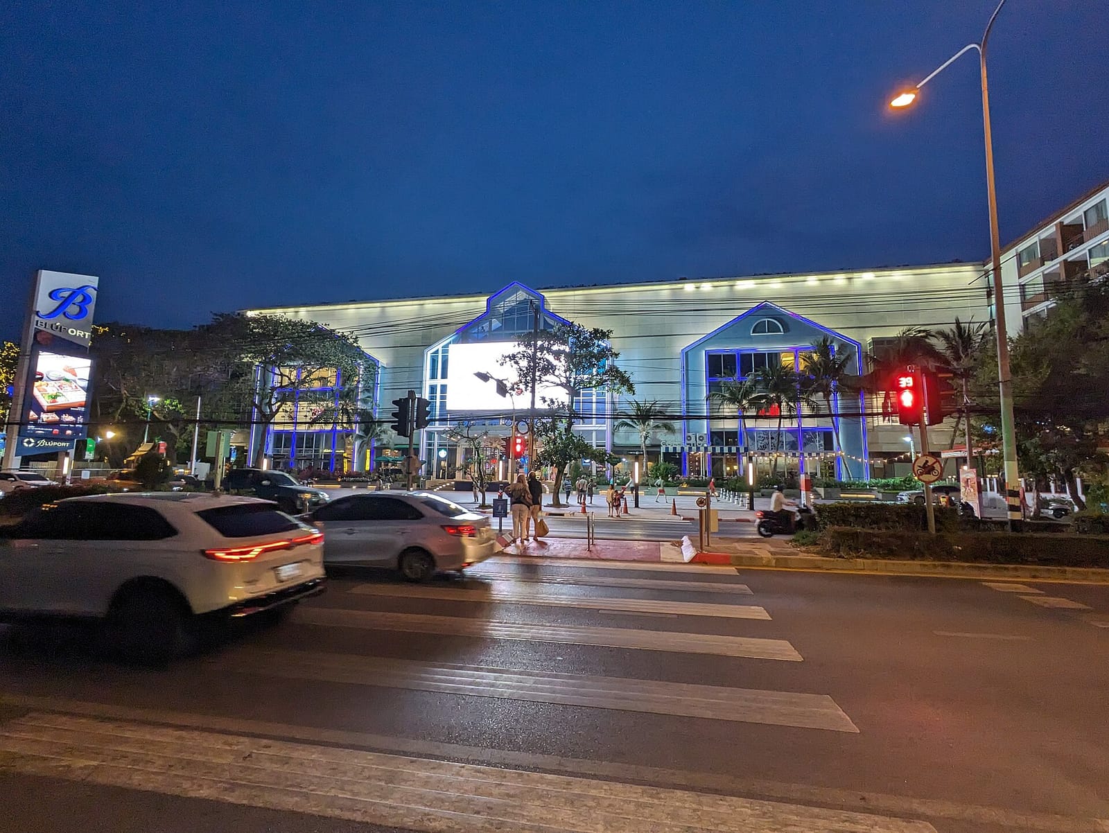 THE COFFEE CLUB - Blu Port Hua Hin photo 2