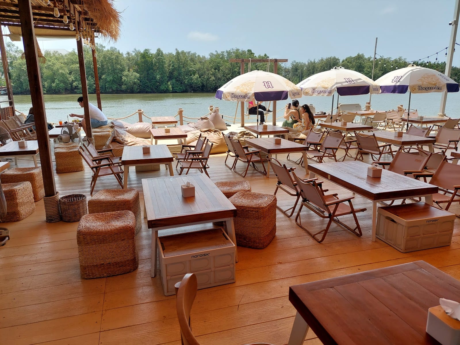 Seayou Café & Bar