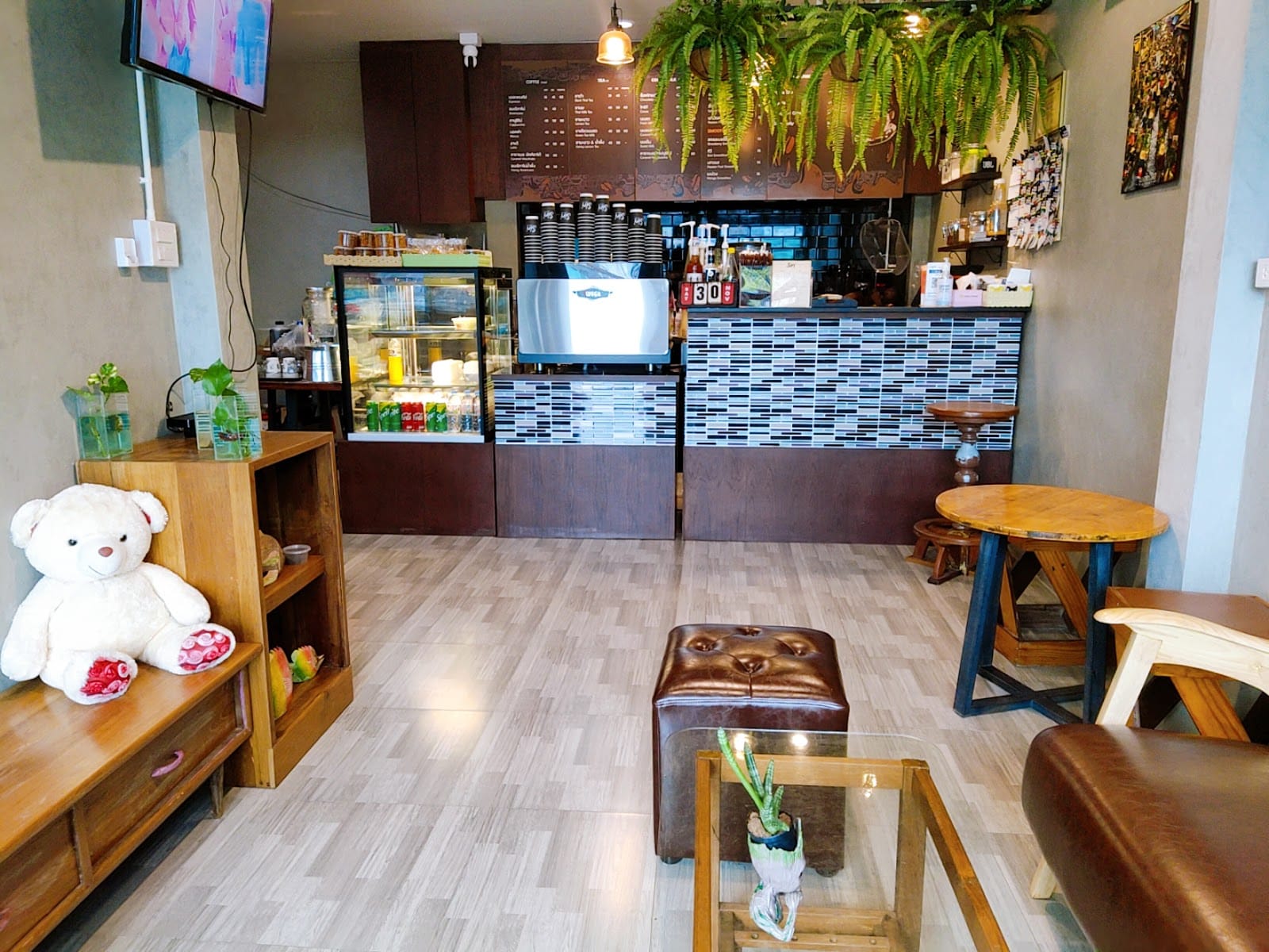 Siri Home Cafe