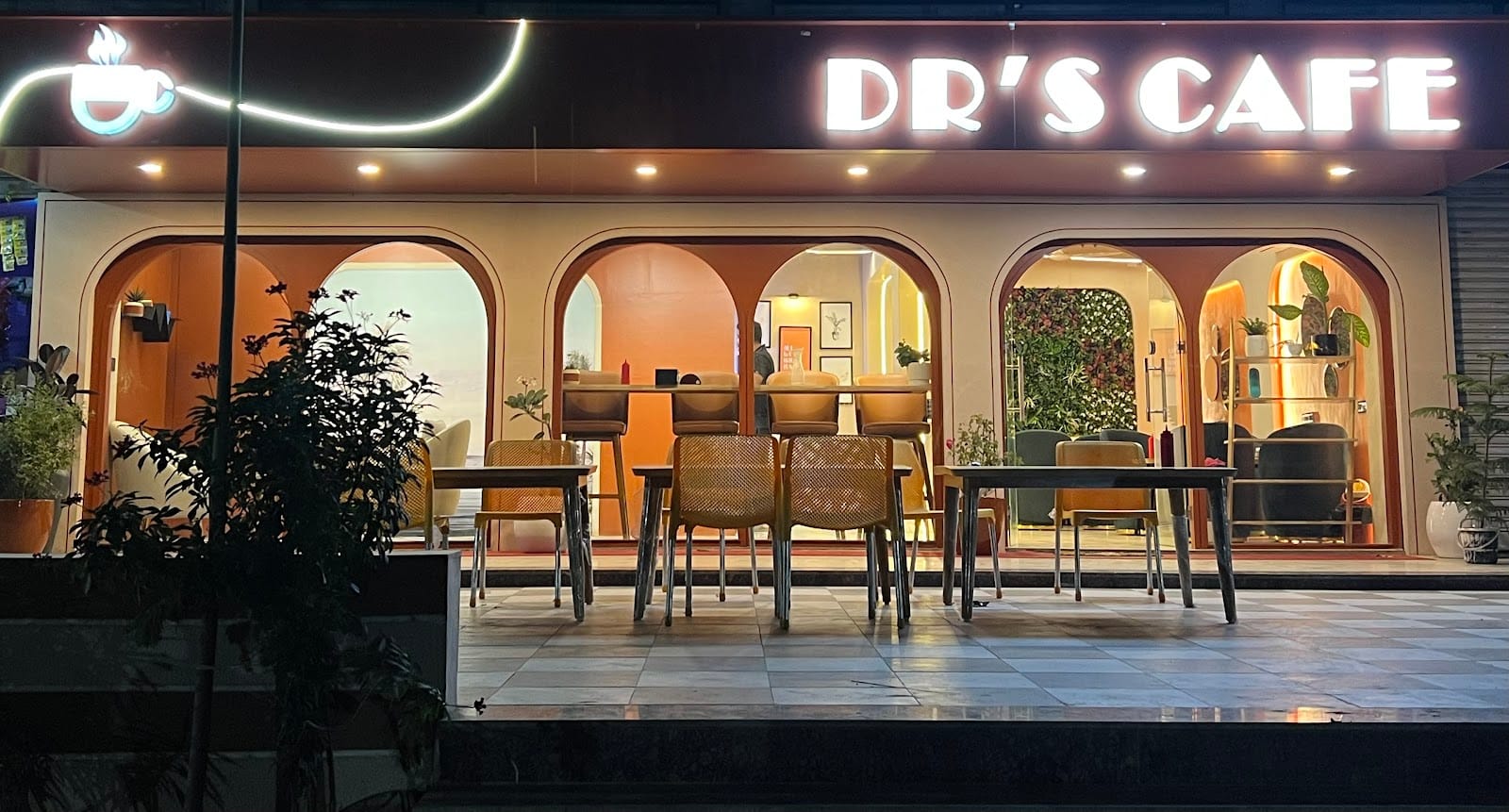 Dr's Cafe