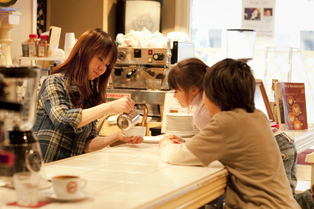 Cafe Elliott Avenue横浜 photo 5