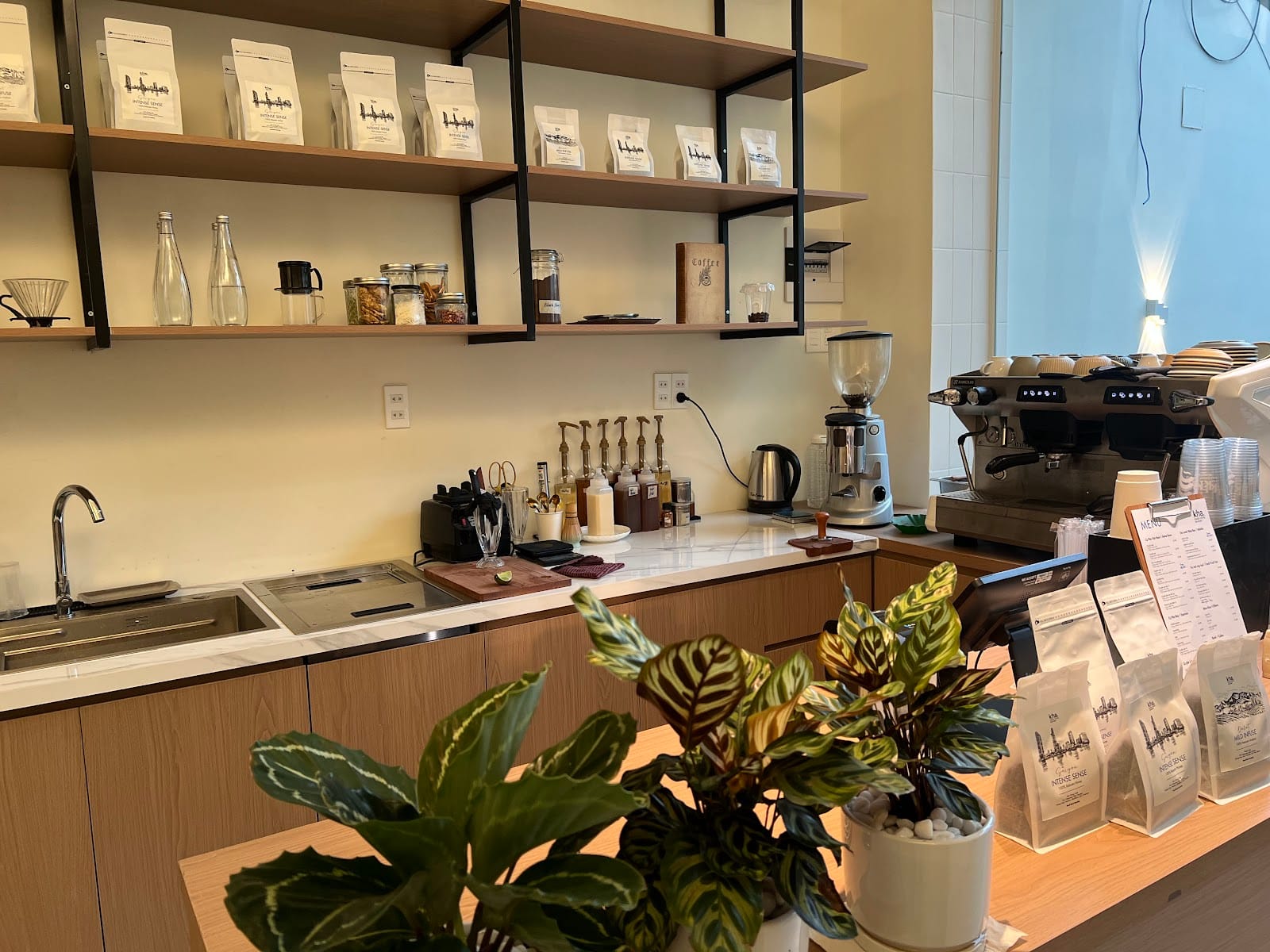 Kha Femme Coffee Roastery