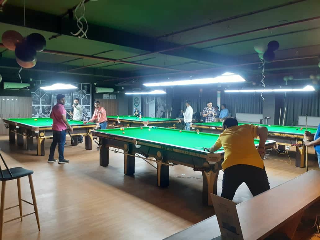 Chalks & Cues Sports Cafe