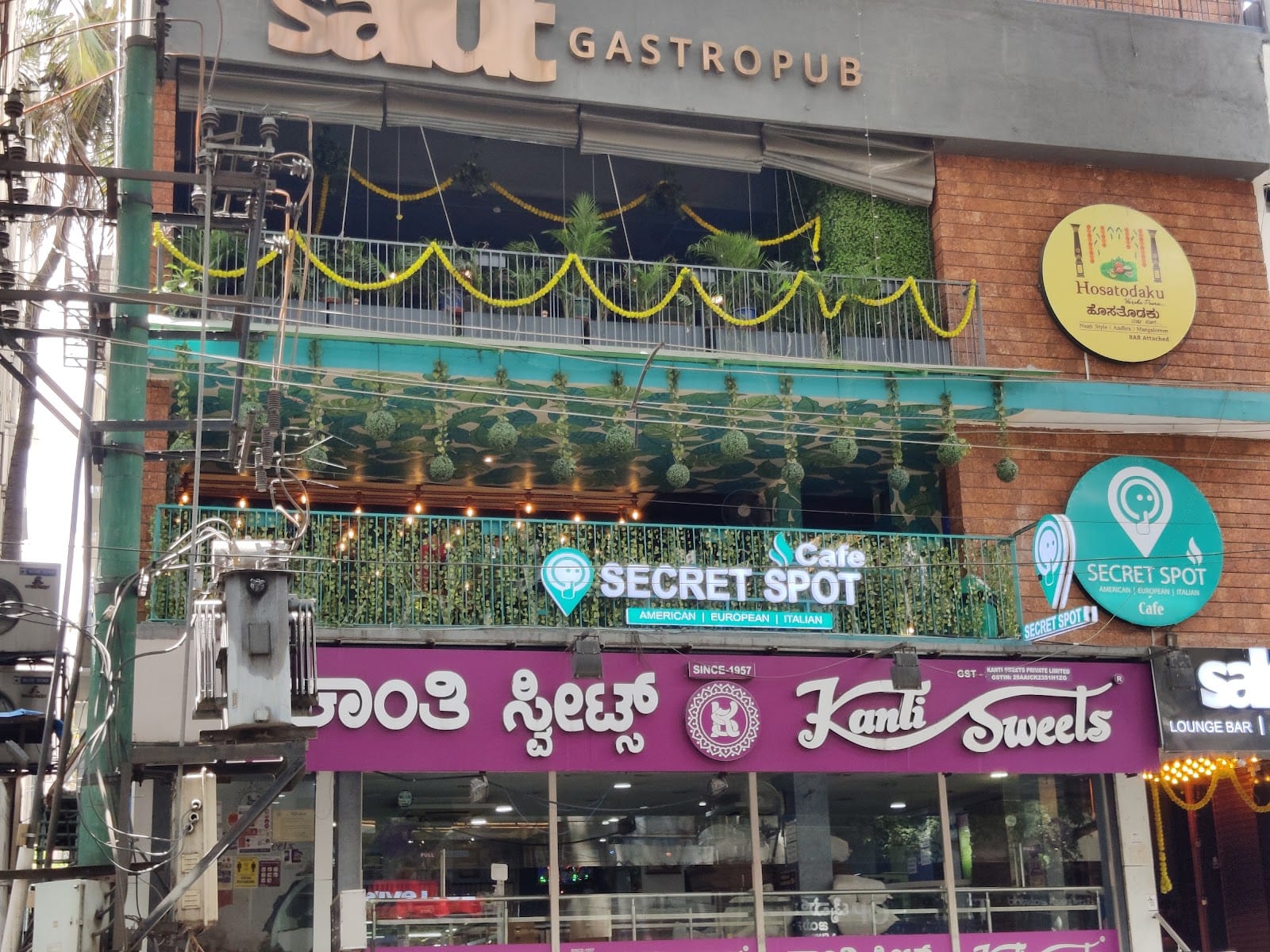 Secret Spot Cafe