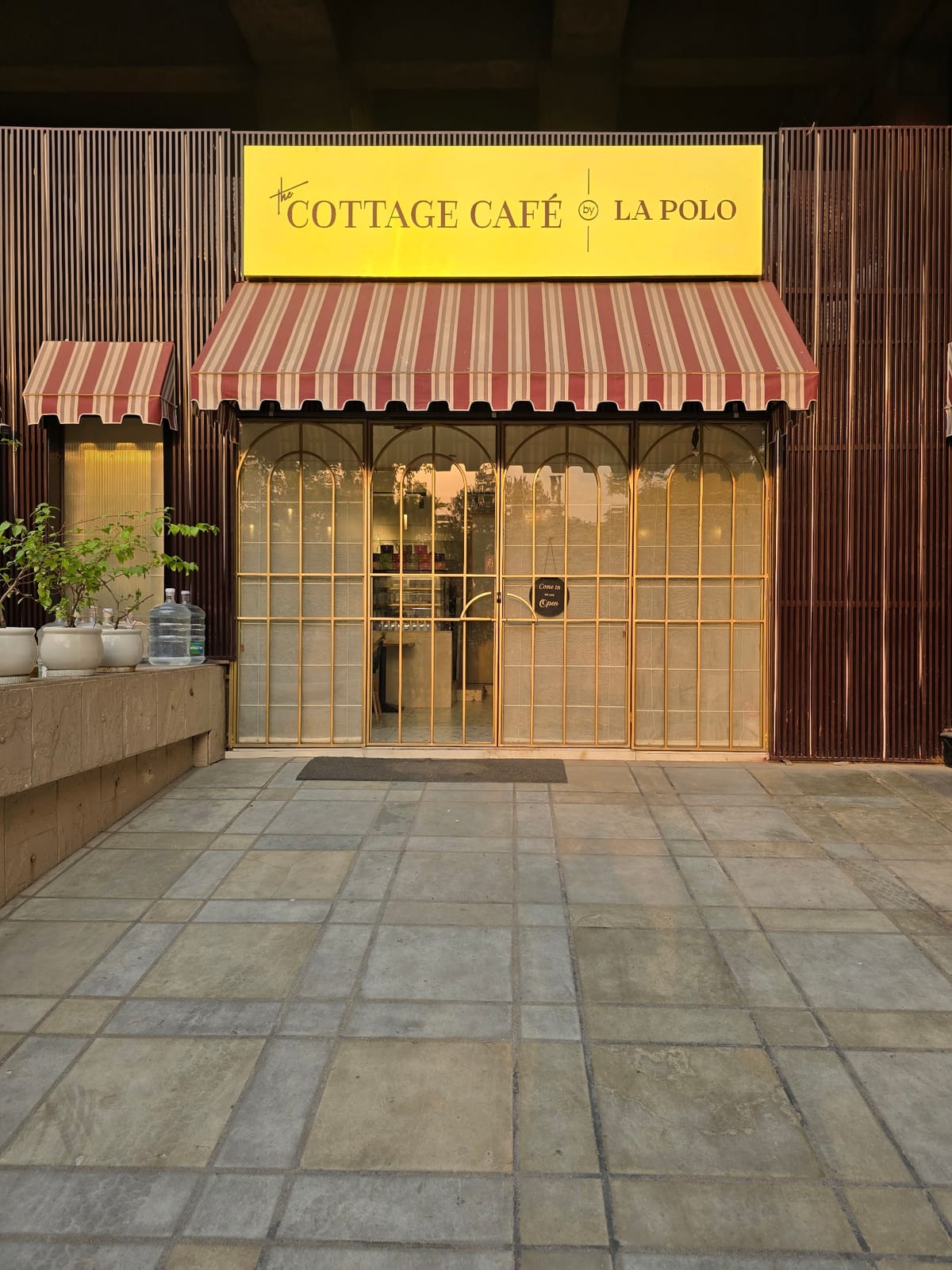 Cottage cafe by La Polo