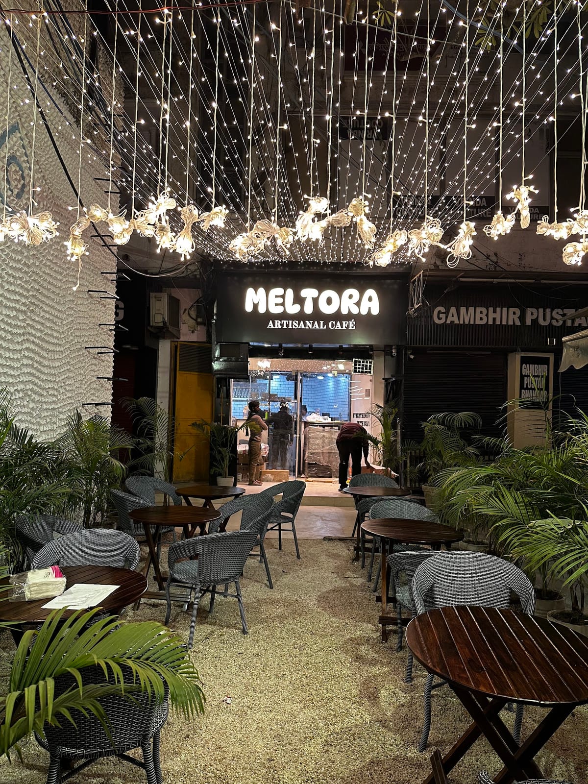 Meltora- Artisanal Café