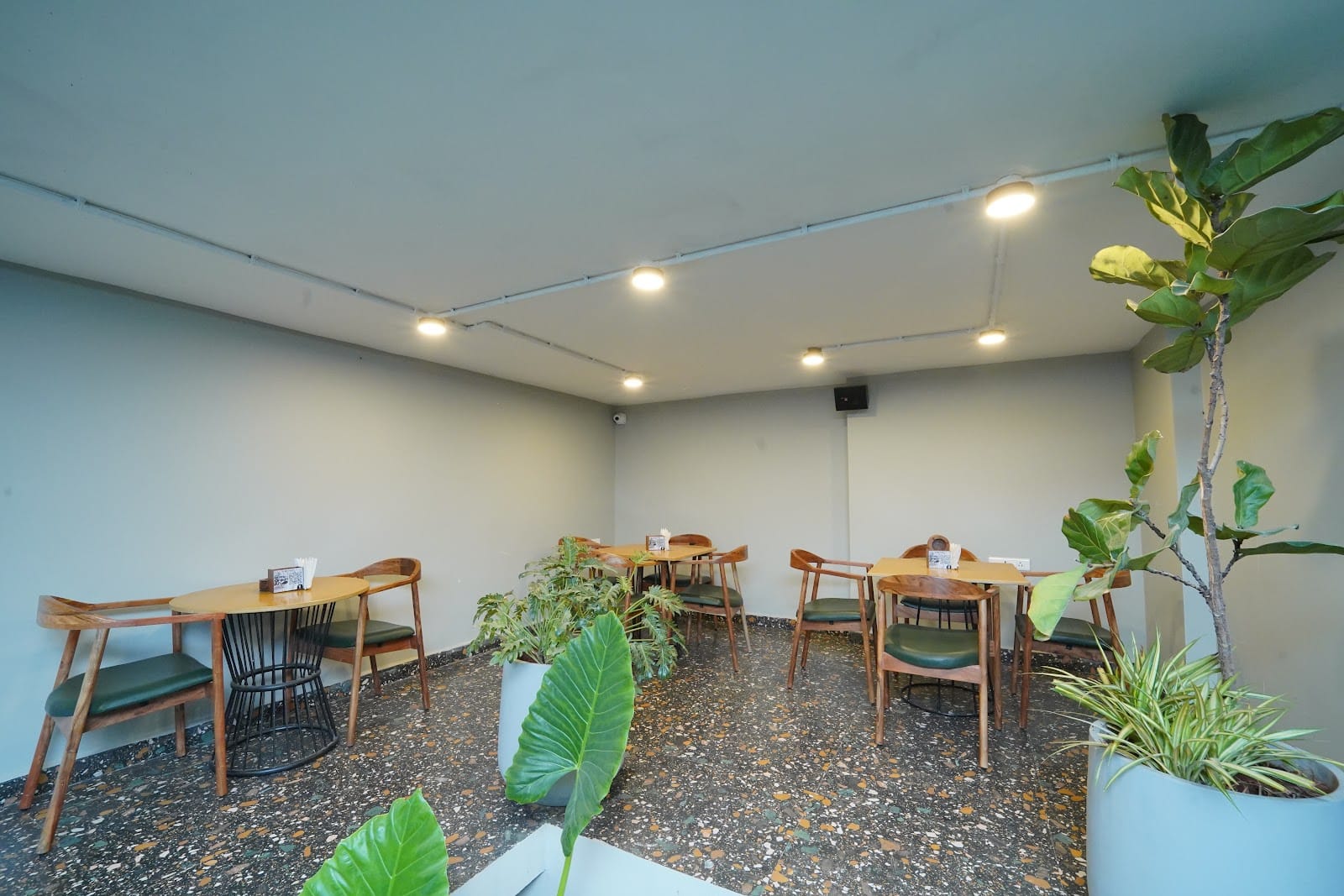 Mirosa Cafe & Kitchen