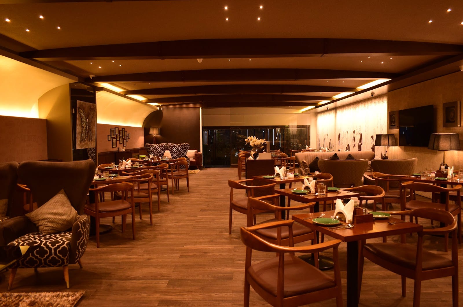 Cafe Niloufer Premium Lounge - Banjara Hills