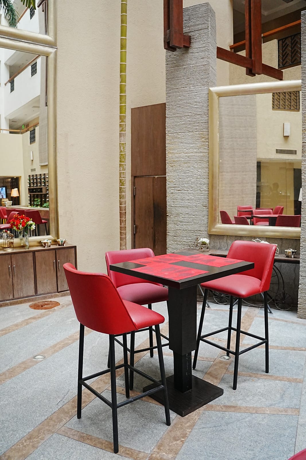 Coffee Shop - Ellaa Hotel