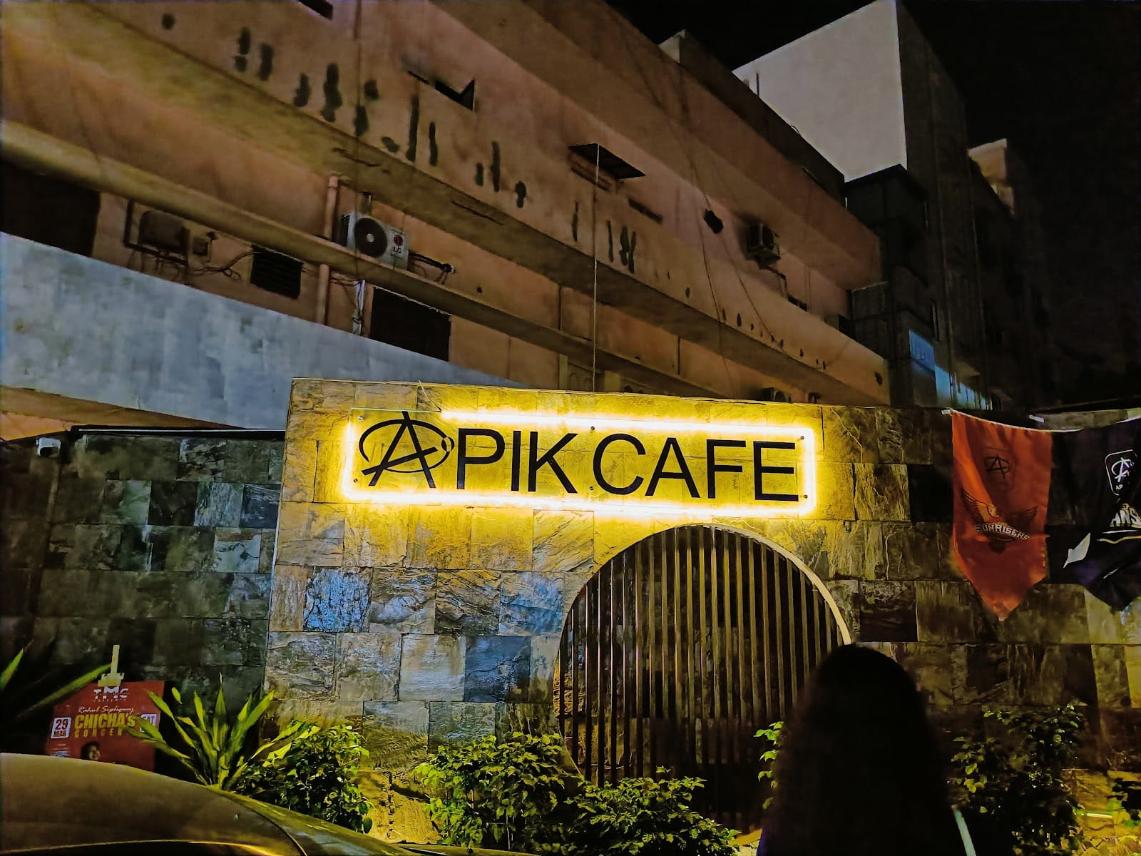 Apik Cafe