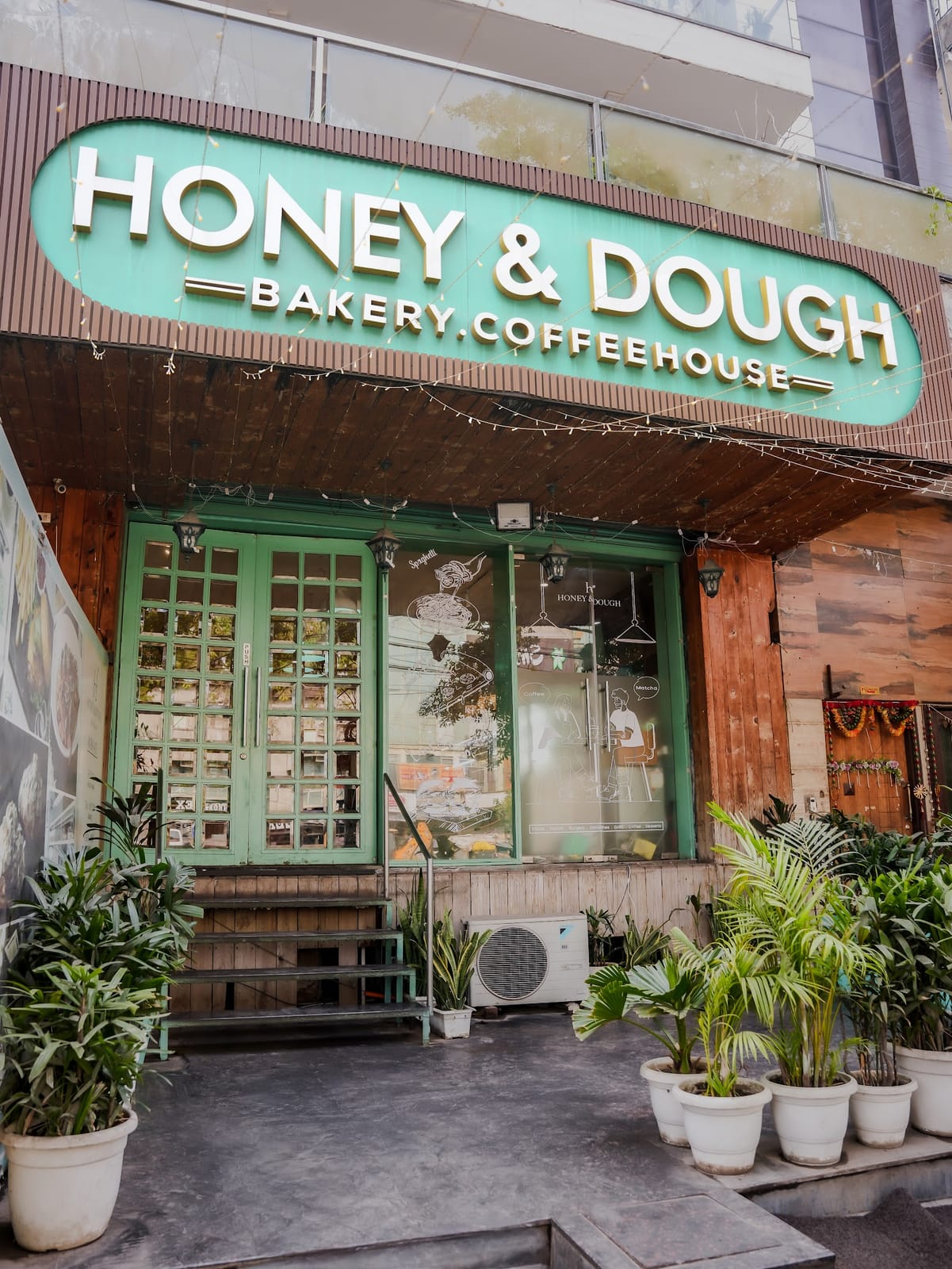 Honey & Dough - Hargovind Enclave