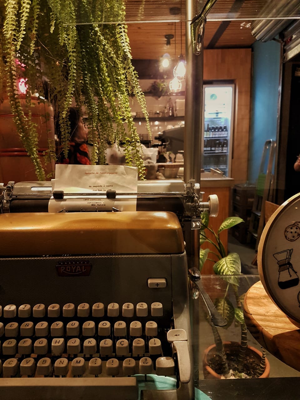 Cá entre nós Café