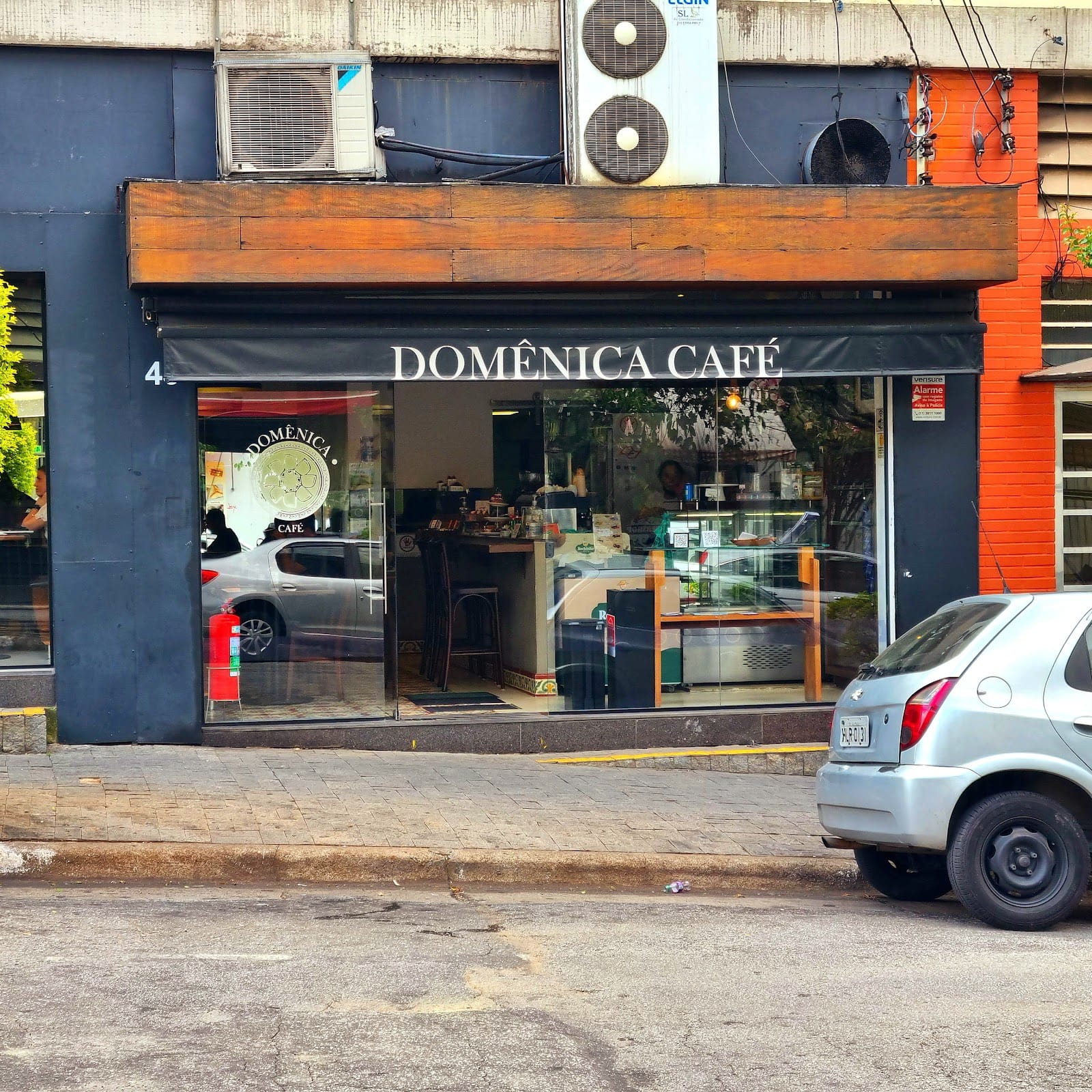 Domênica Cafeteria