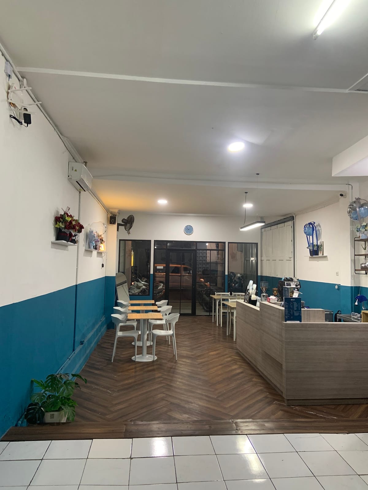 Benjoy Coffee & Eatery